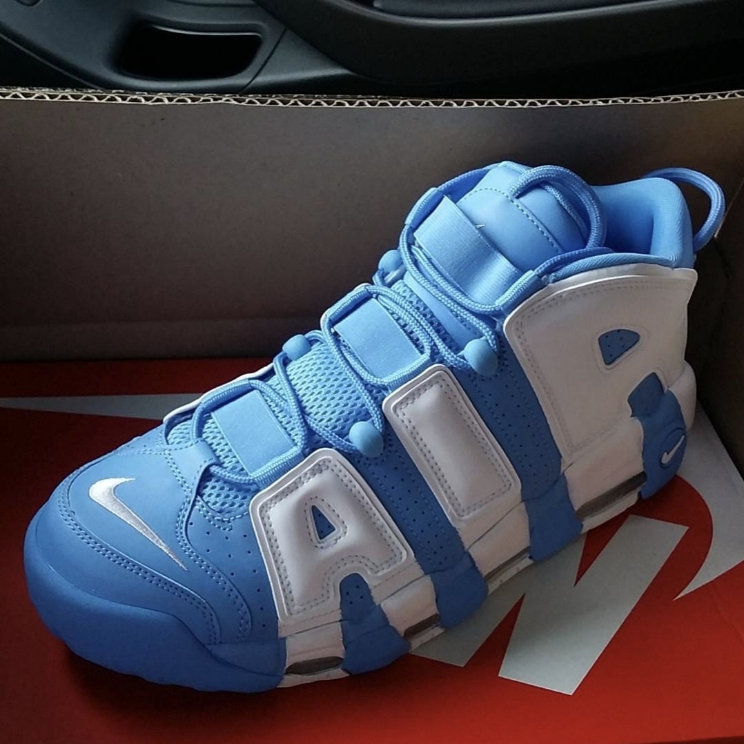 Nike Air More Uptempo University Blue 착용 스타일