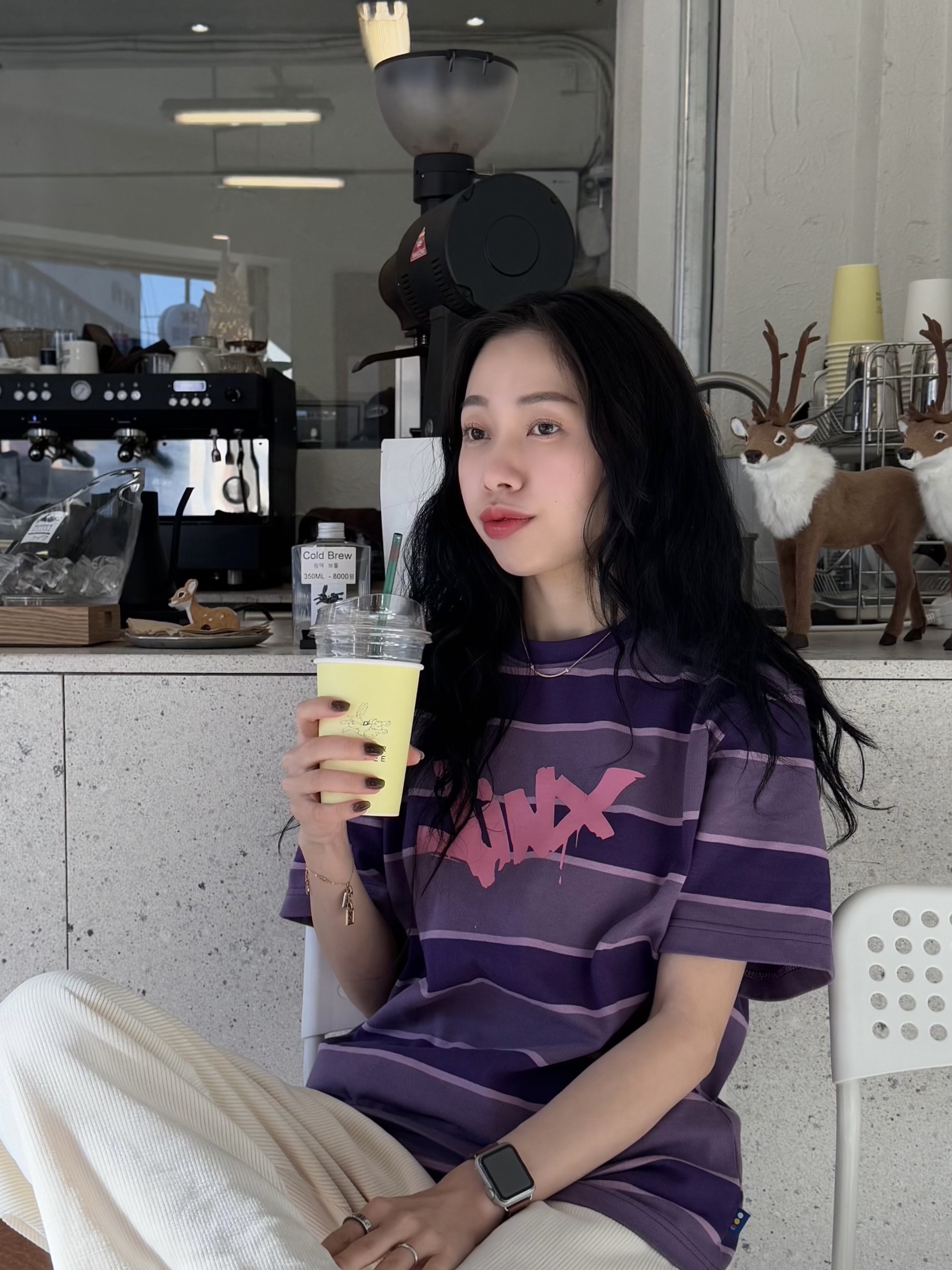 IAB Studio x Arcane Jinx Striped T-shirt Purple Stripe Pink 착용 스타일 - 2