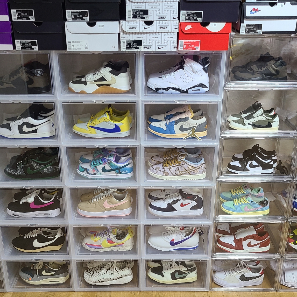 Jordan x Travis Scott Jumpman Jack TR Black and Dark Mocha 착용 스타일