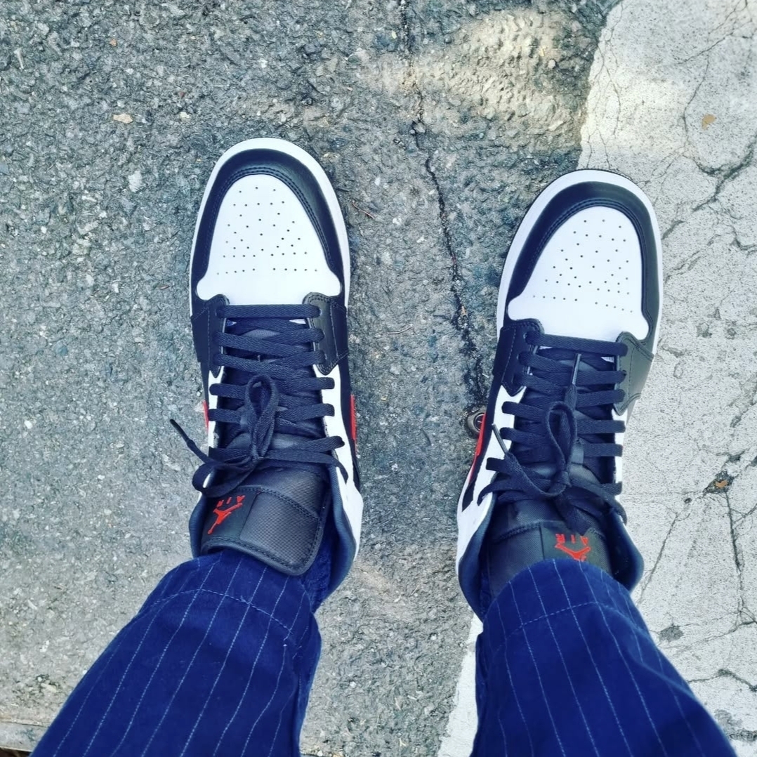 Jordan 1 Mid White Chicago 착용 스타일