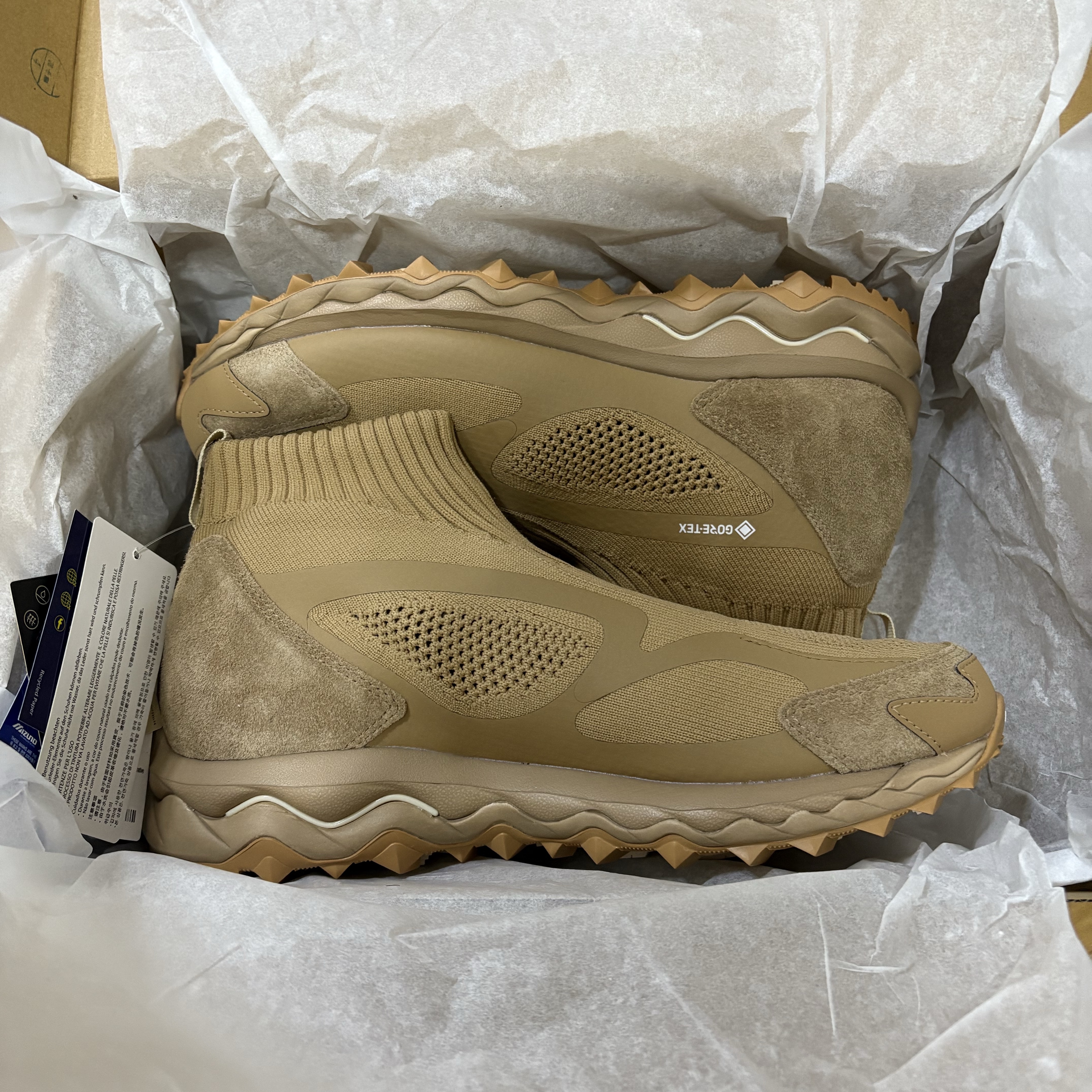 Mizuno Wave Mujin TL MID GTX nonnative Tiger's Eye White 착용 스타일