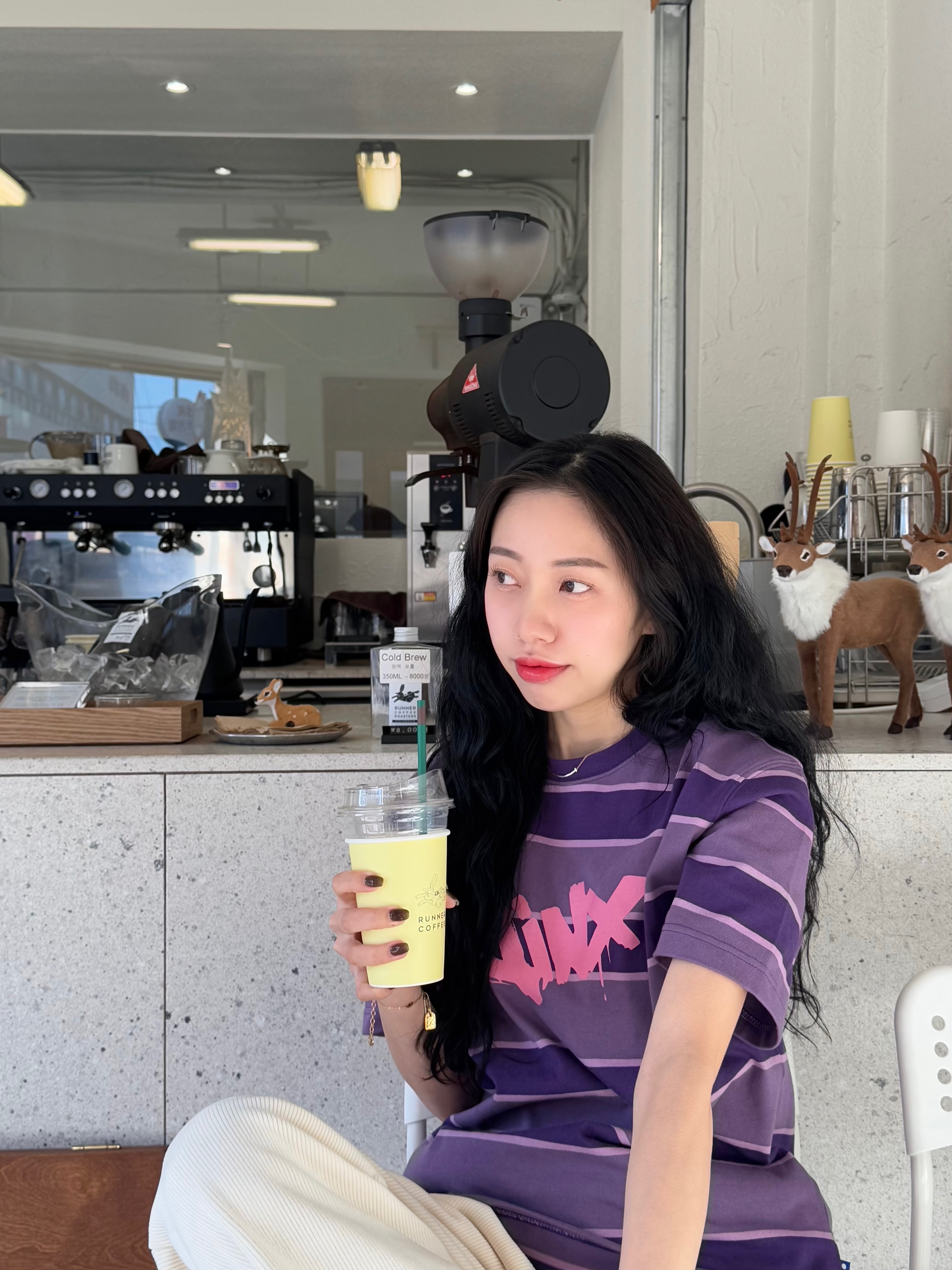 IAB Studio x Arcane Jinx Striped T-shirt Purple Stripe Pink 착용 스타일 - 1