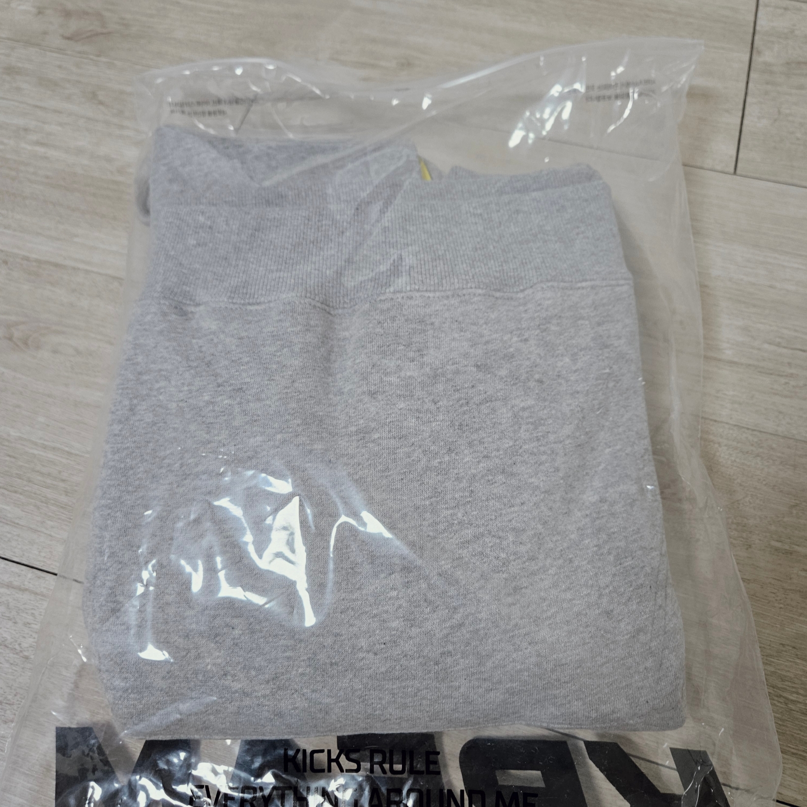 IAB Studio x Pokemon Unown Hoodie Gray, IAB Studio Hoodie Light Gray 착용 스타일
