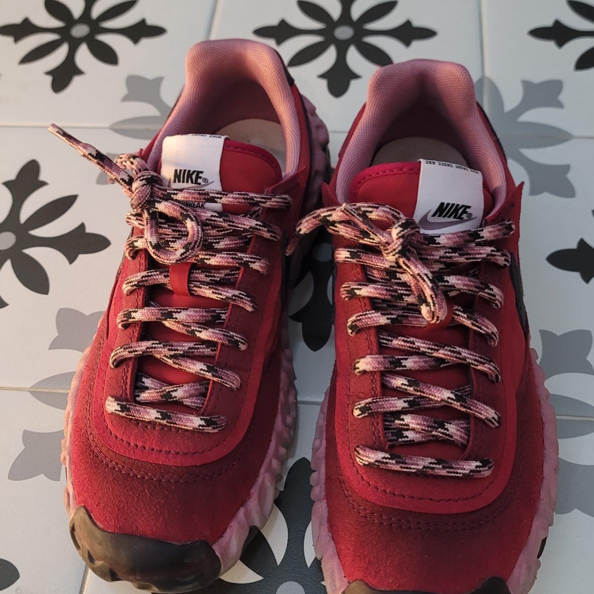 Nike Overbreak SP Bright Crimson 착용 스타일