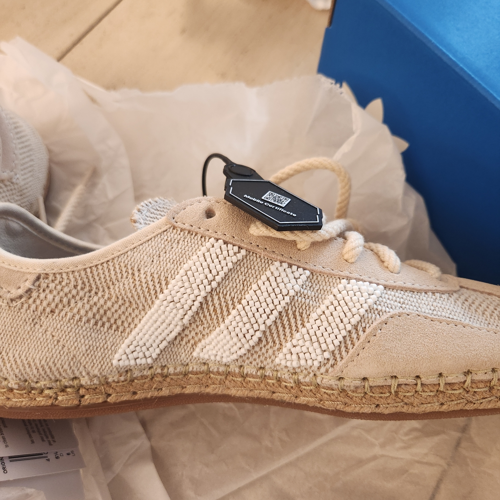 Adidas x Clot Gazelle Halo Ivory Cloud White 착용 스타일 - 4