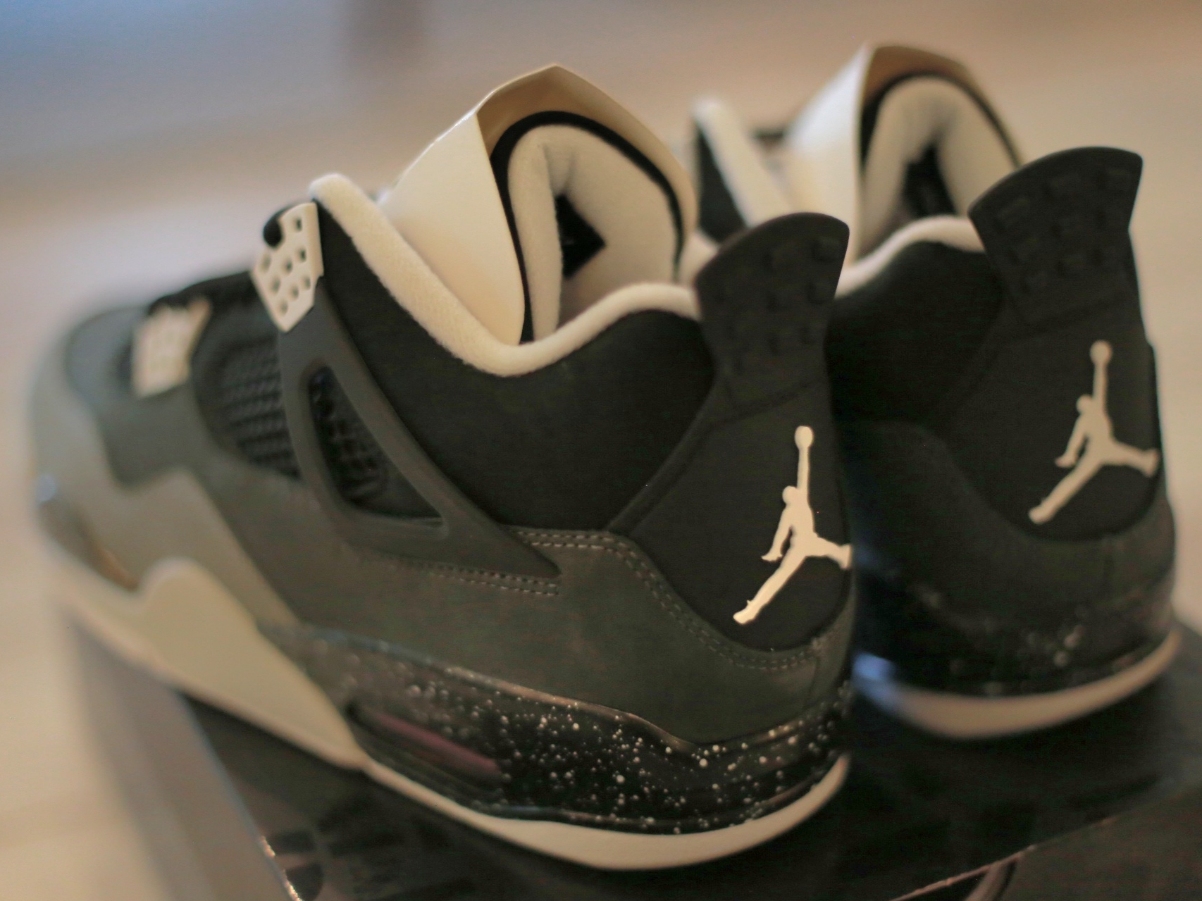 Jordan 4 Retro Fear 2024 착용 스타일 - 3