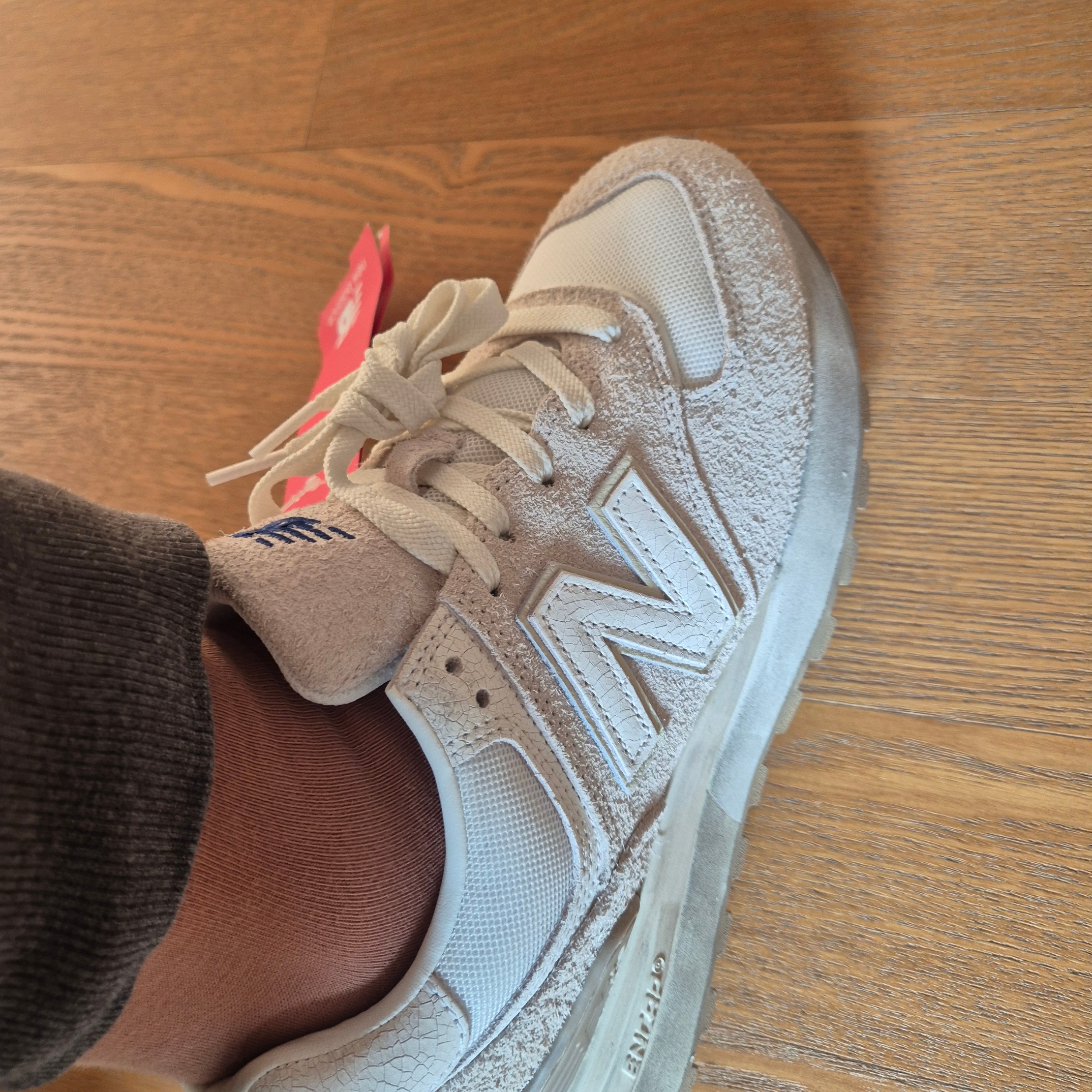 New Balance x Recto 574 Ash Cream Legacy 착용 스타일