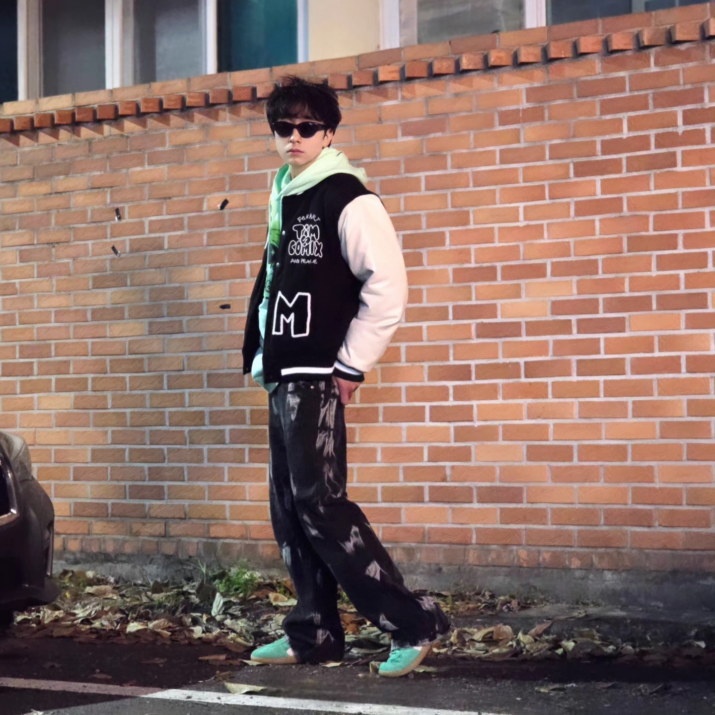 Flavorism Tie Dye Washed Carpenter Denim Pants Black, Puma Palermo Vintage Jade Frost 착용 스타일 - 2
