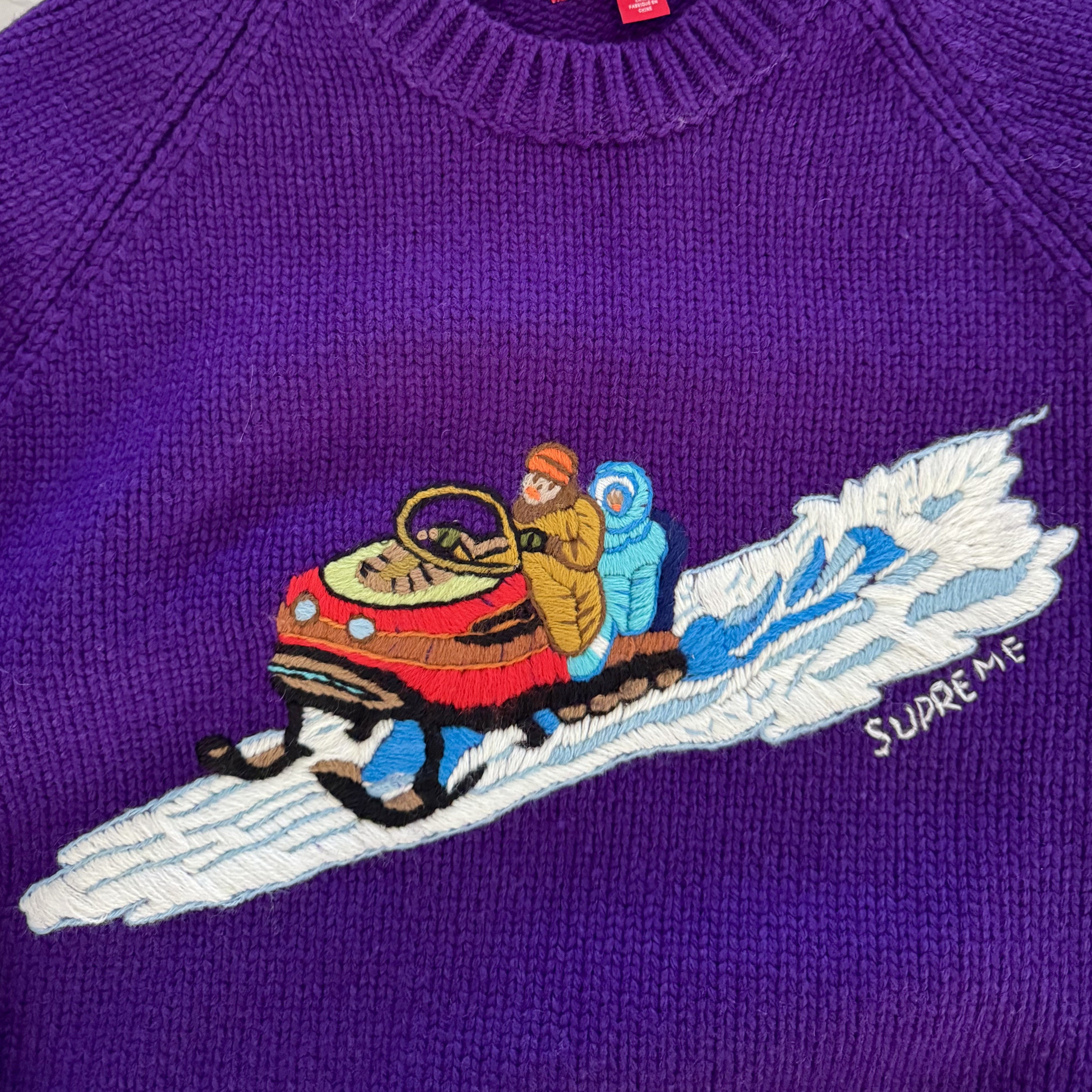 Supreme Snowmobile Sweater Purple - 24FW 착용 스타일