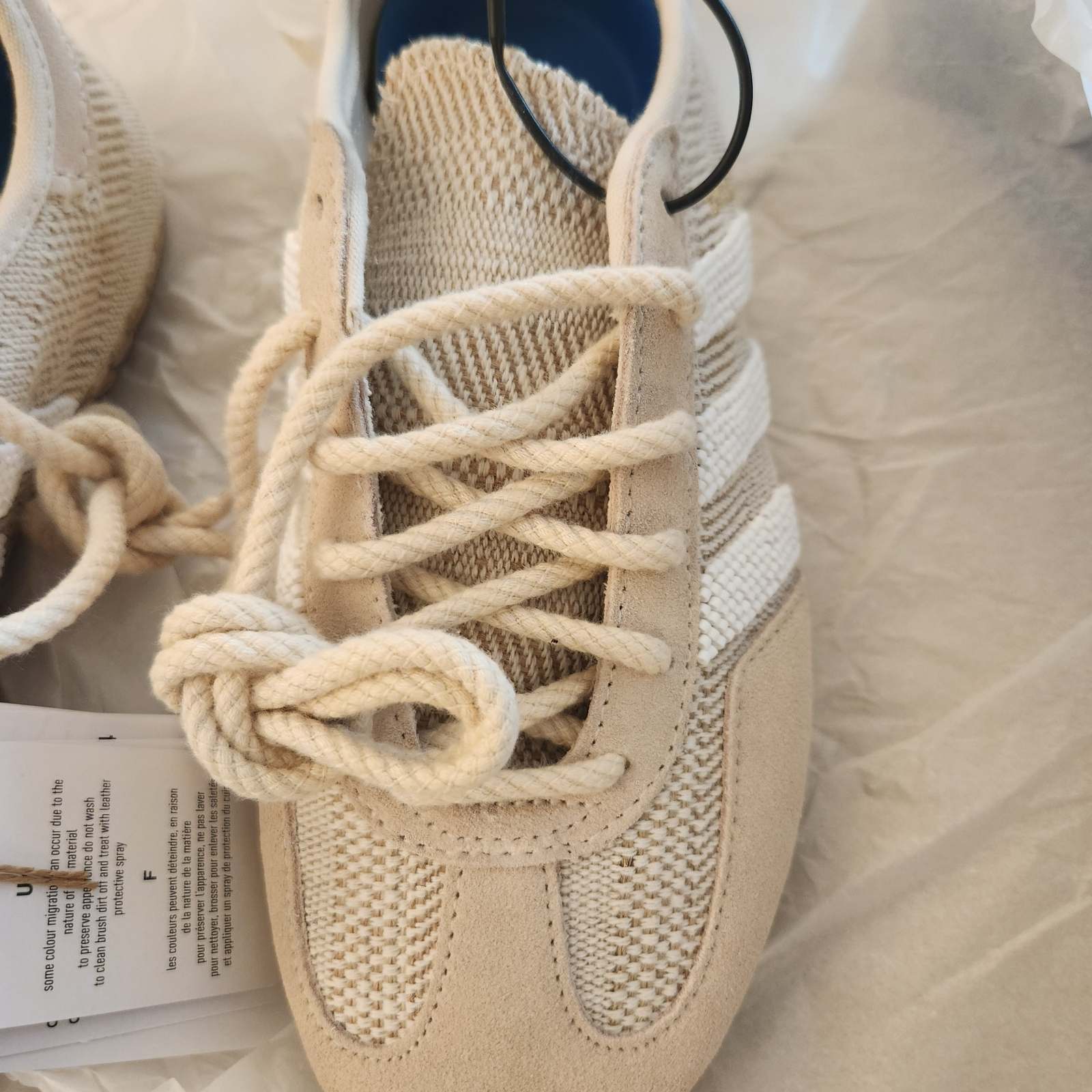 Adidas x Clot Gazelle Halo Ivory Cloud White 착용 스타일 - 2