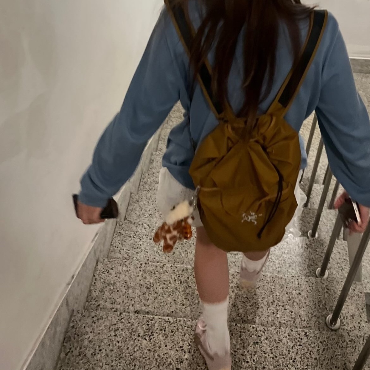 Arc'teryx Heliad 10 Backpack Yukon, Puma x Open Yy Speedcat Whisp of Pink Chamomile 착용 스타일