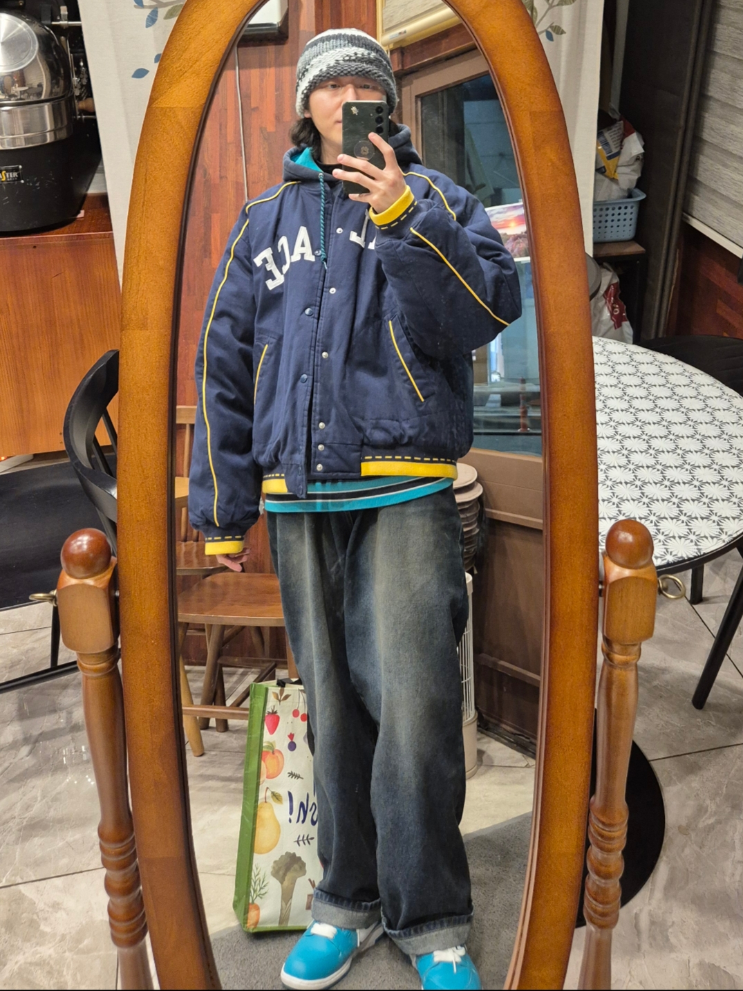 Suade Brush Washed Denim Navy, Nike x Supreme SB Air Force 2 Low Blue 착용 스타일