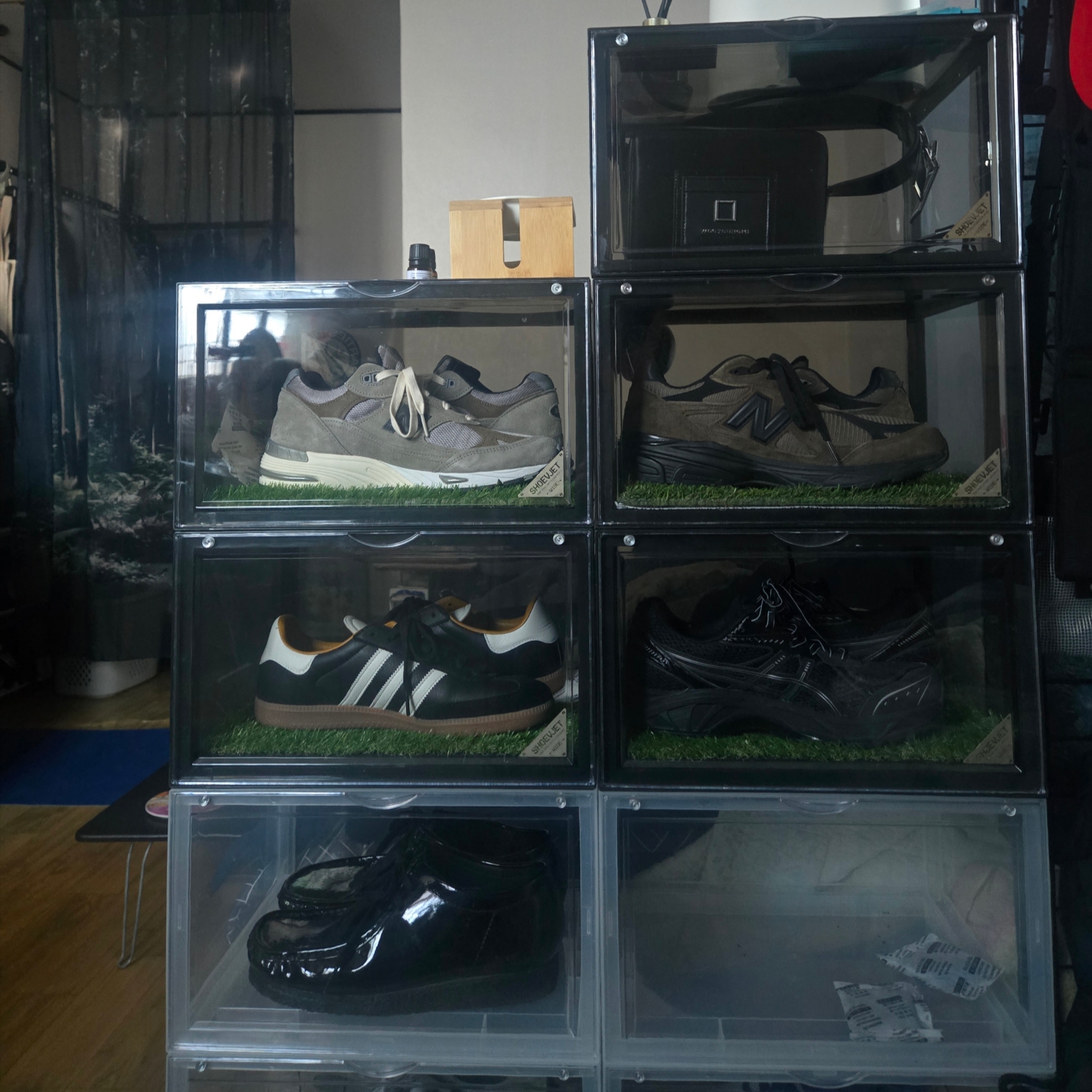 Adidas x JJJJound Samba OG Core Black Off White, Asics x JJJJound GT-2160 Black Pure Silver 착용 스타일