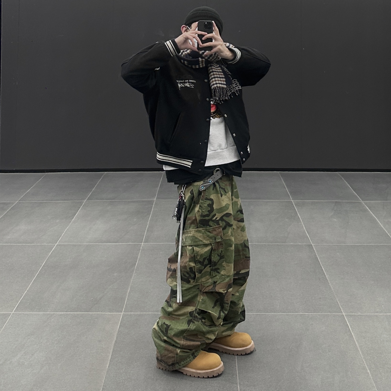 Stussy x CDG Varsity Jacket, Human Made Military Card Case Black 착용 스타일 - 2