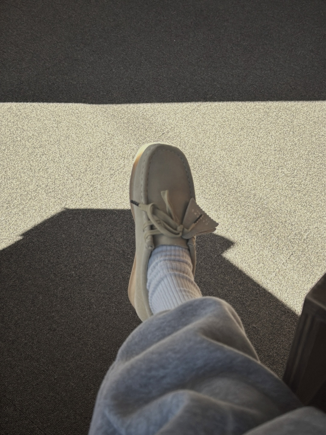Supreme Mohair Beanie Heather Grey - 24FW, Clarks Wallabee Maple Suede 착용 스타일 - 2