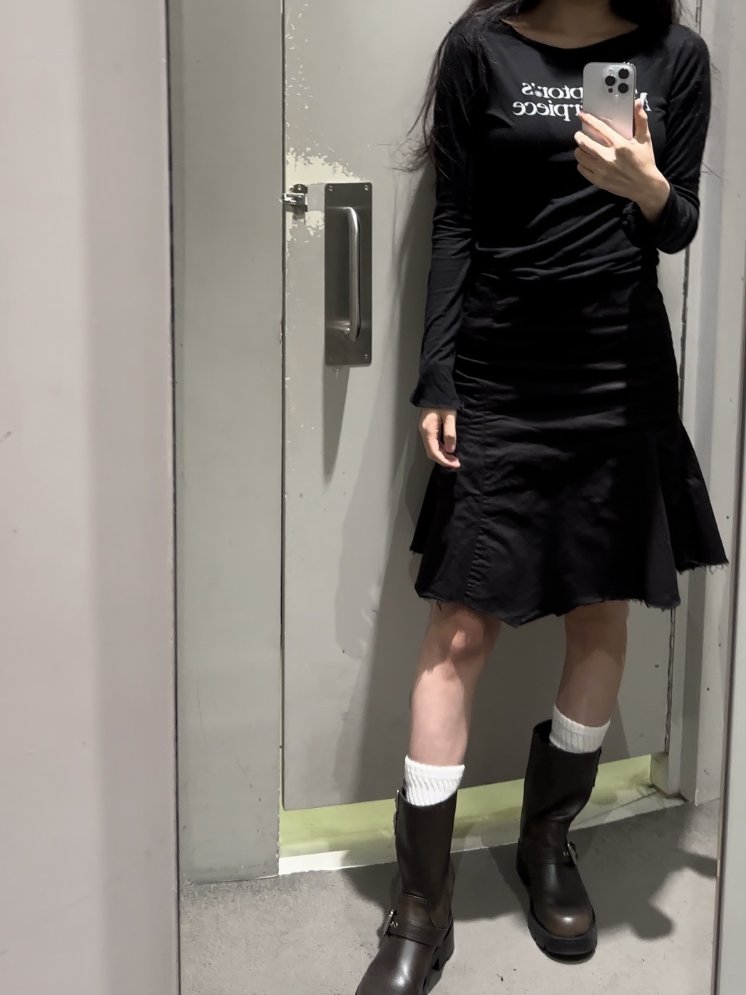 (W) Sculptor Masterpiece Sheer Top Black, (W) Zara Buckled Biker Flat Ankle Boots Brown 착용 스타일 - 1