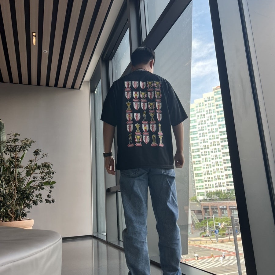 Supreme Jacquard Soccer Jersey Black - 24SS 착용 스타일 - 1