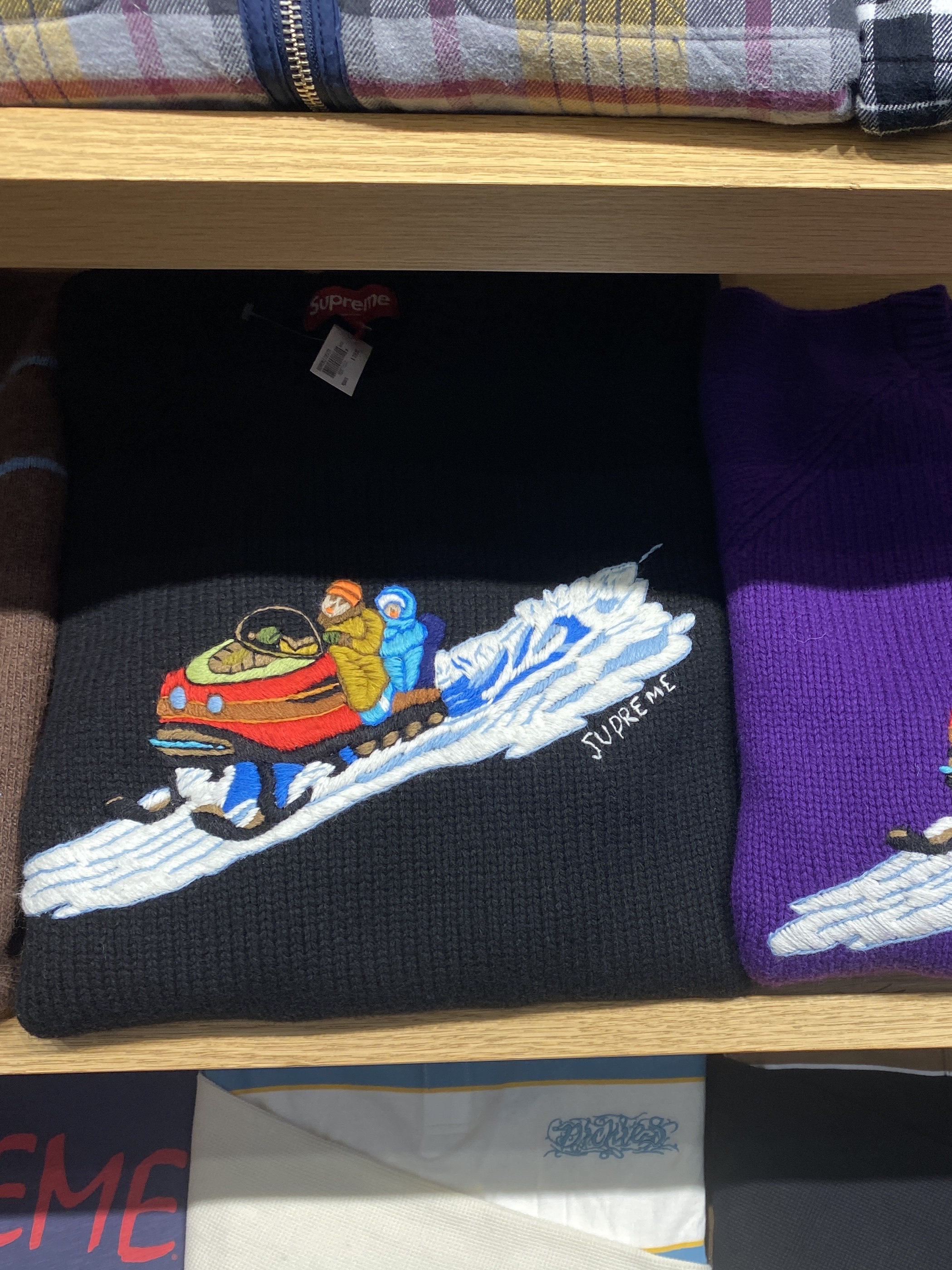 Supreme Snowmobile Sweater Black - 24FW 착용 스타일