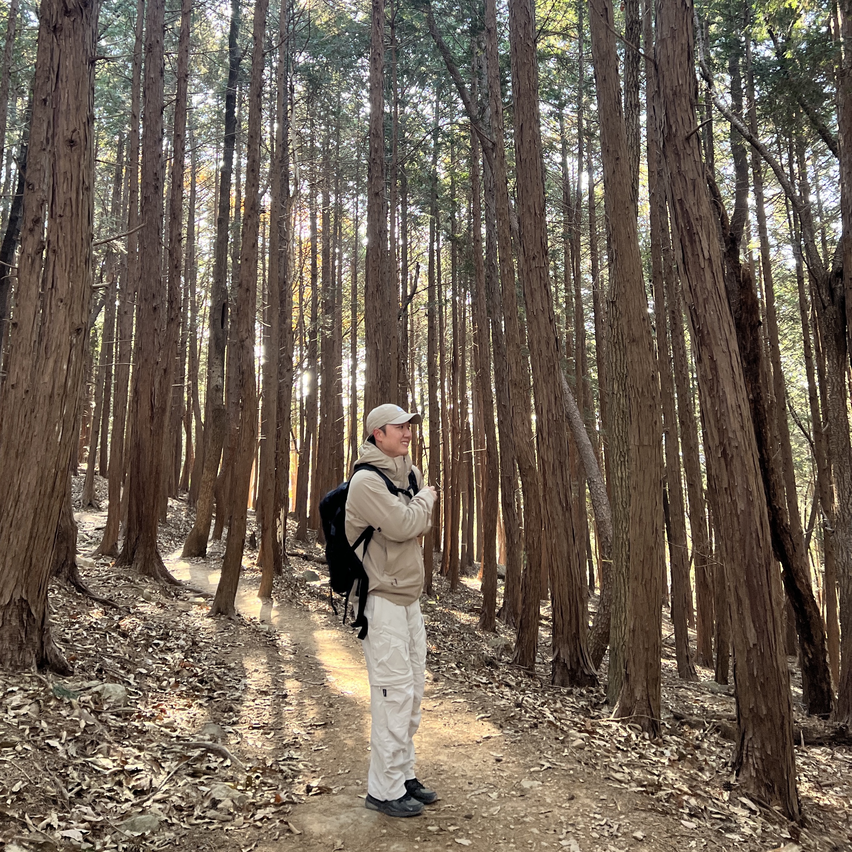 Nike ACG Sun Farer Jacket Khaki Summit White - Asia, Nike ACG Smith Summit Cargo Pants Light Orewood Brown - Asia 착용 스타일 - 2