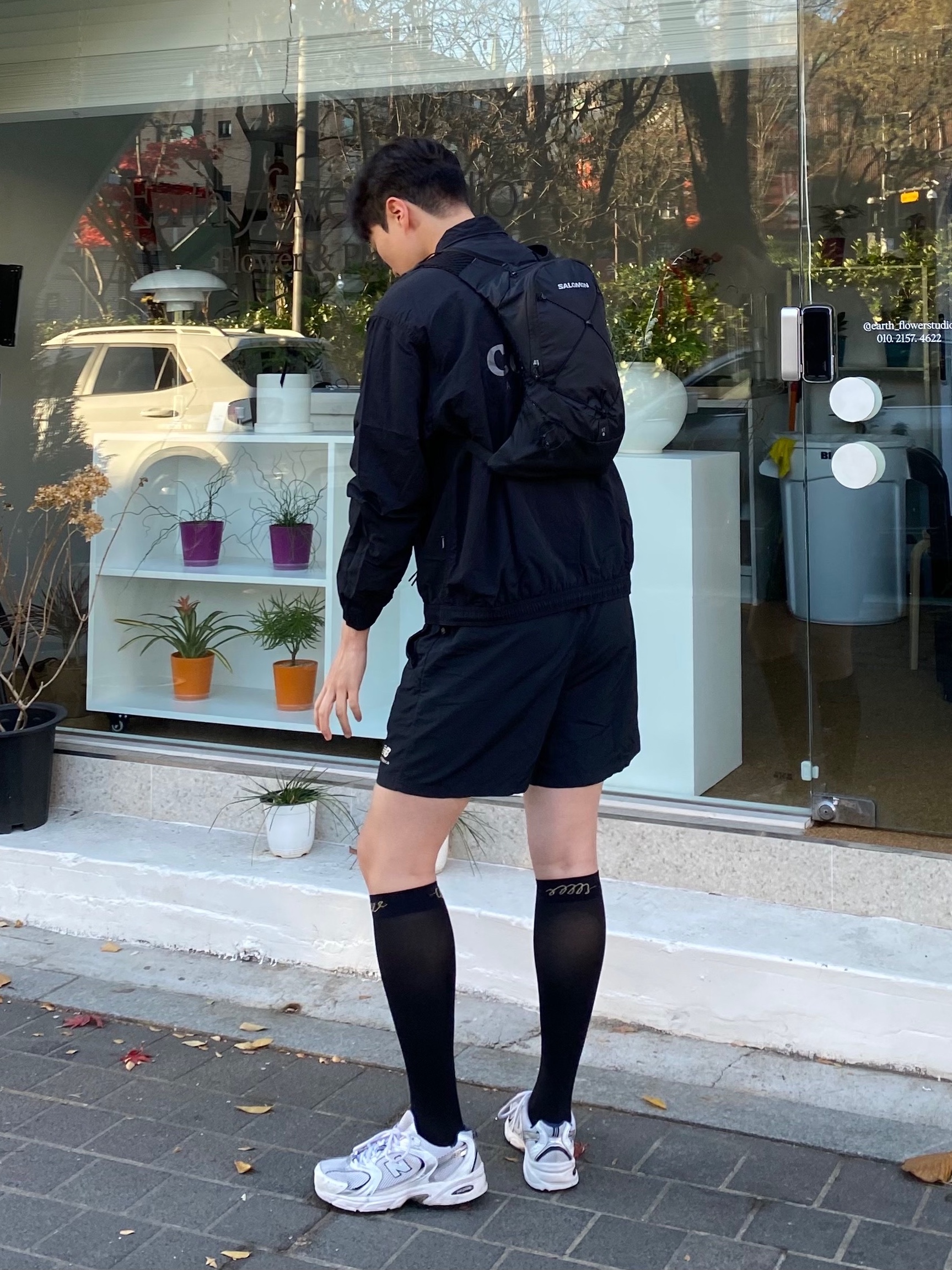 Socks Up Compression Running Knee Socks Black, New Balance 530 White 착용 스타일 - 2