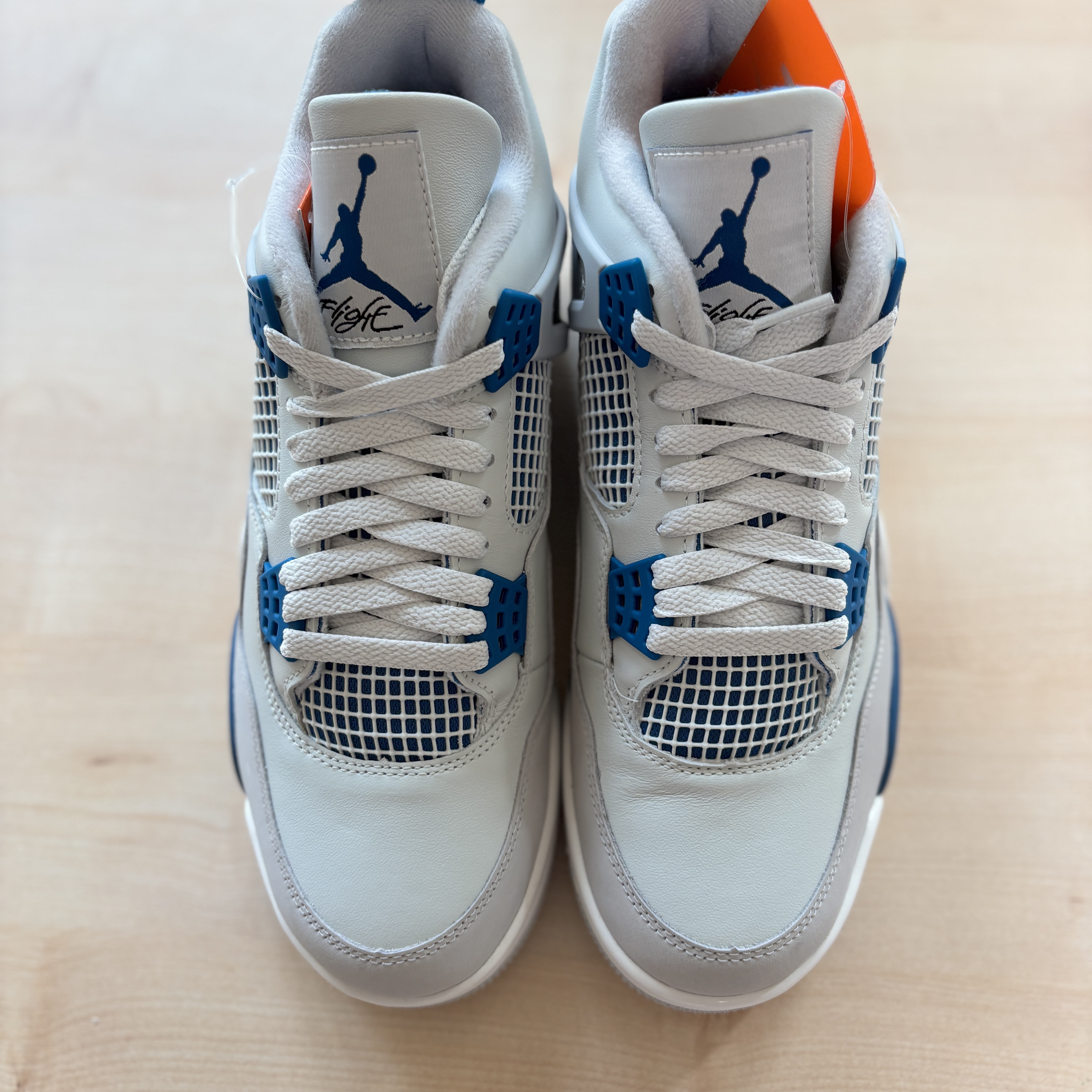 Jordan 4 Retro Industrial Blue 착용 스타일 - 4