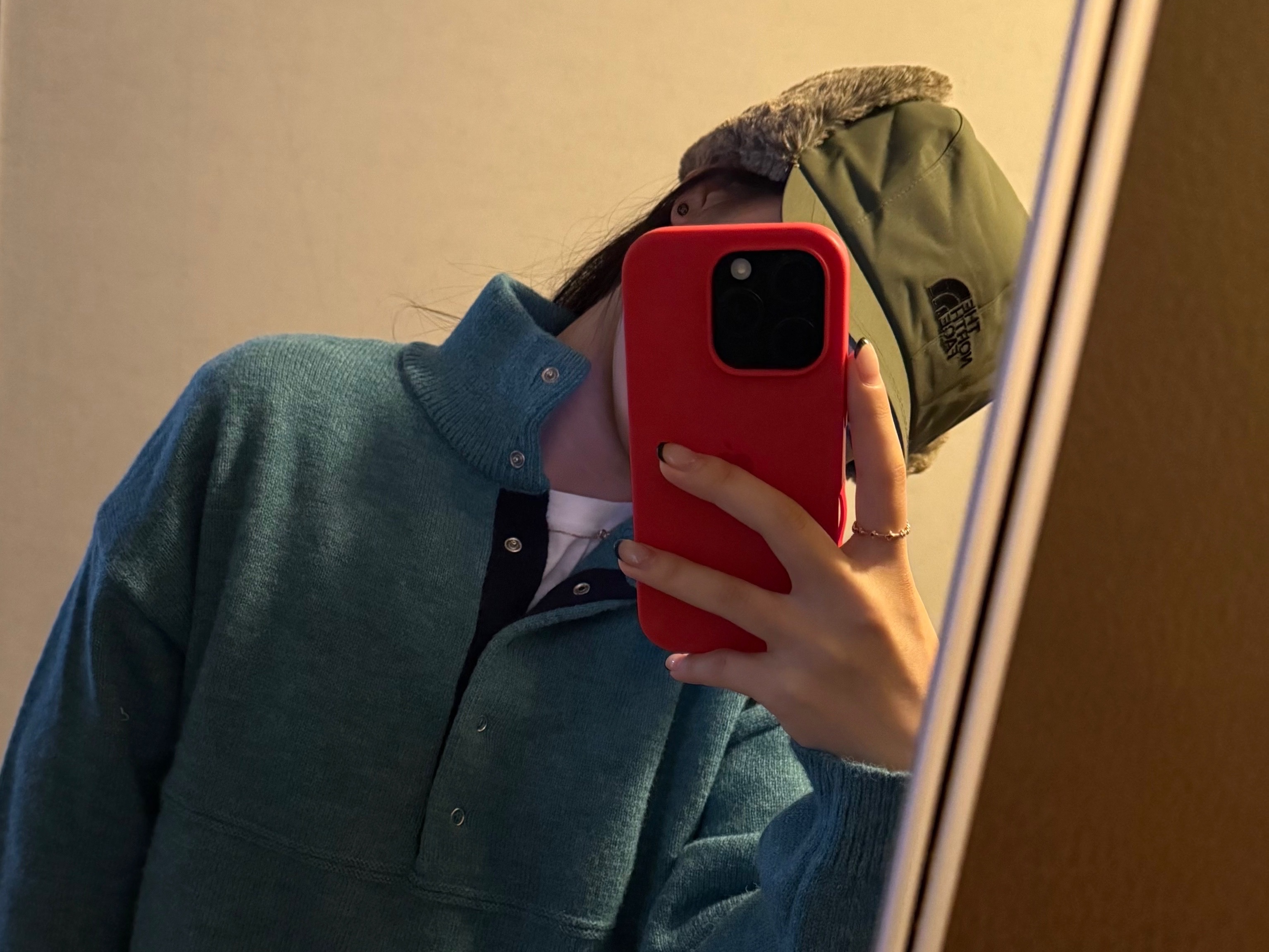 The North Face Waxed Cotton Earmuff Cap Khaki 착용 스타일 - 1
