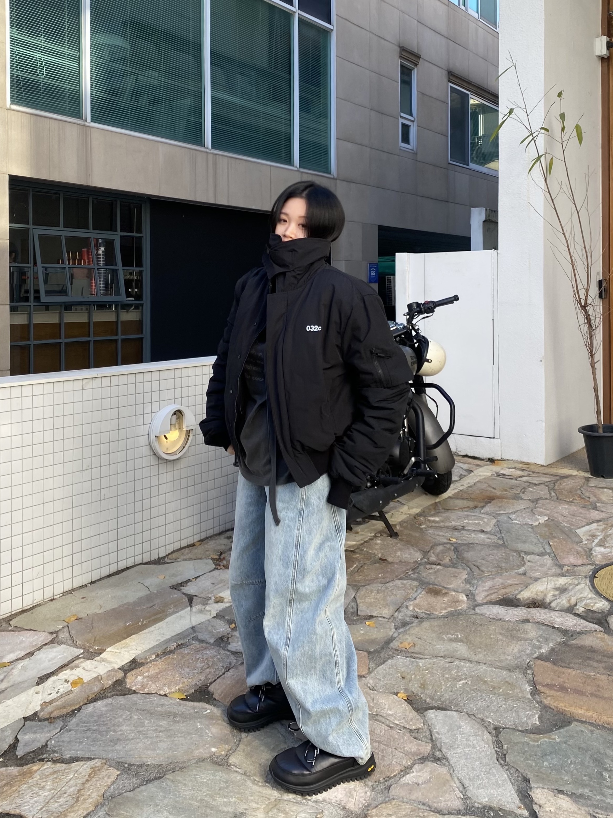 032c Mayhem Bomber Jacket Black, 032c Turbulence Drop Zone Bomber Jacket 착용 스타일 - 1
