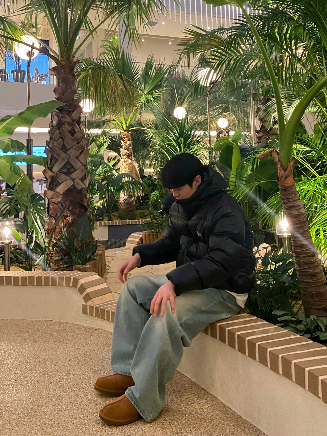 ゲリラセールUGG グレー ファー イヤーマフ アグ UGG アグ イヤーマフ レディース W EMBROIDERED LOGO EARMUF