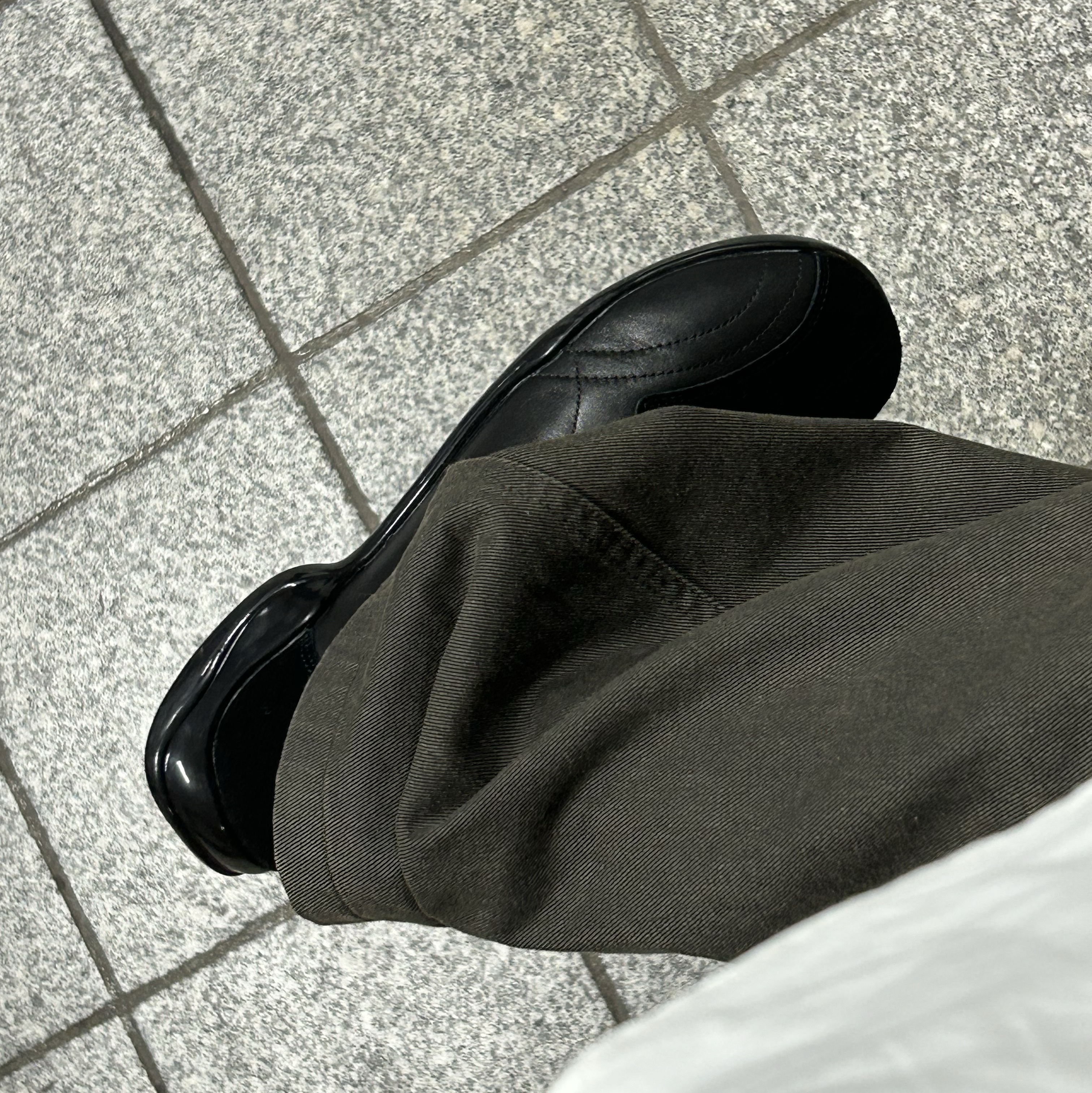 Pemont Square Black 착용 스타일 - 3