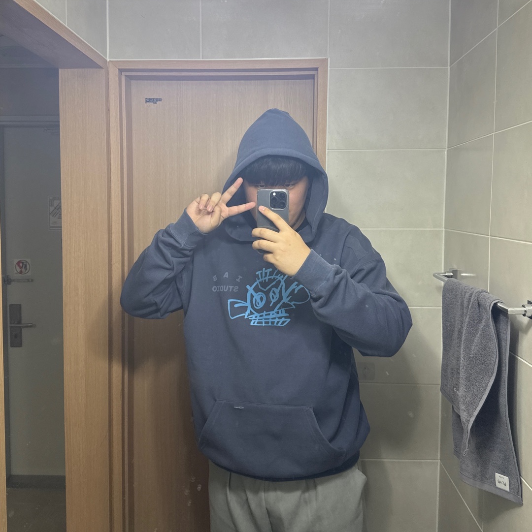 IAB Studio x Arcane Jinx Hoodie Washed Navy Sky Blue 착용 스타일