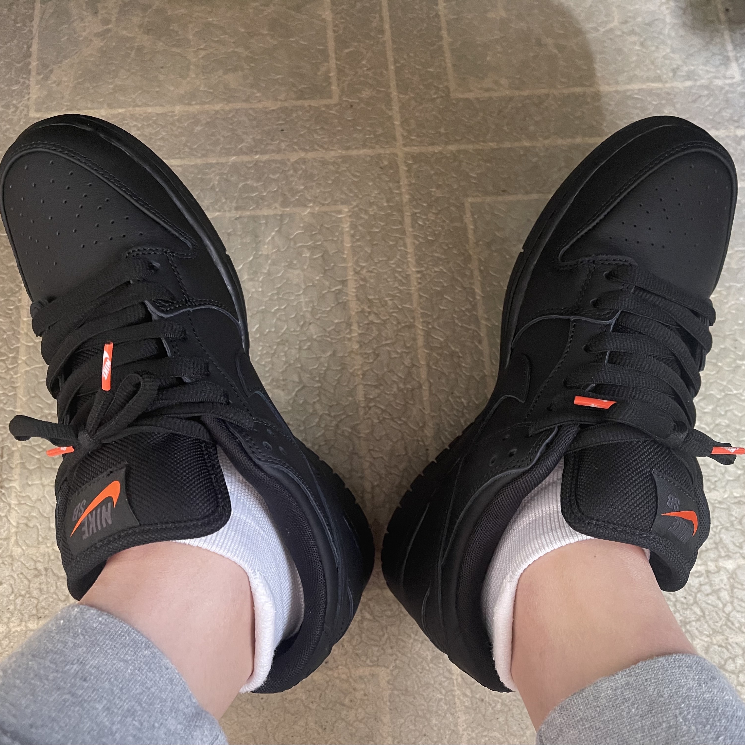Nike SB Dunk Low Pro Black 착용 스타일