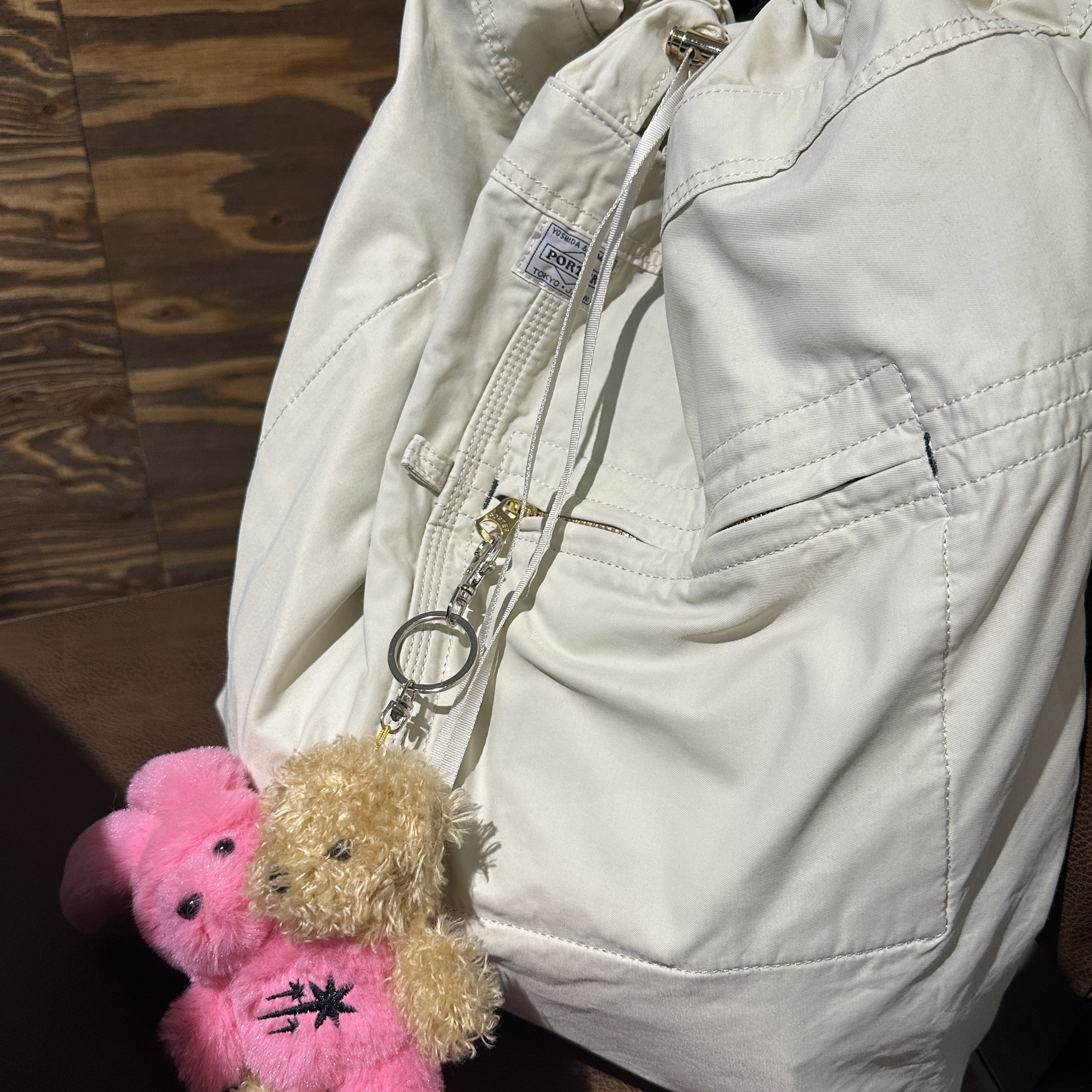 Porter Mile Knapsack Off White 착용 스타일