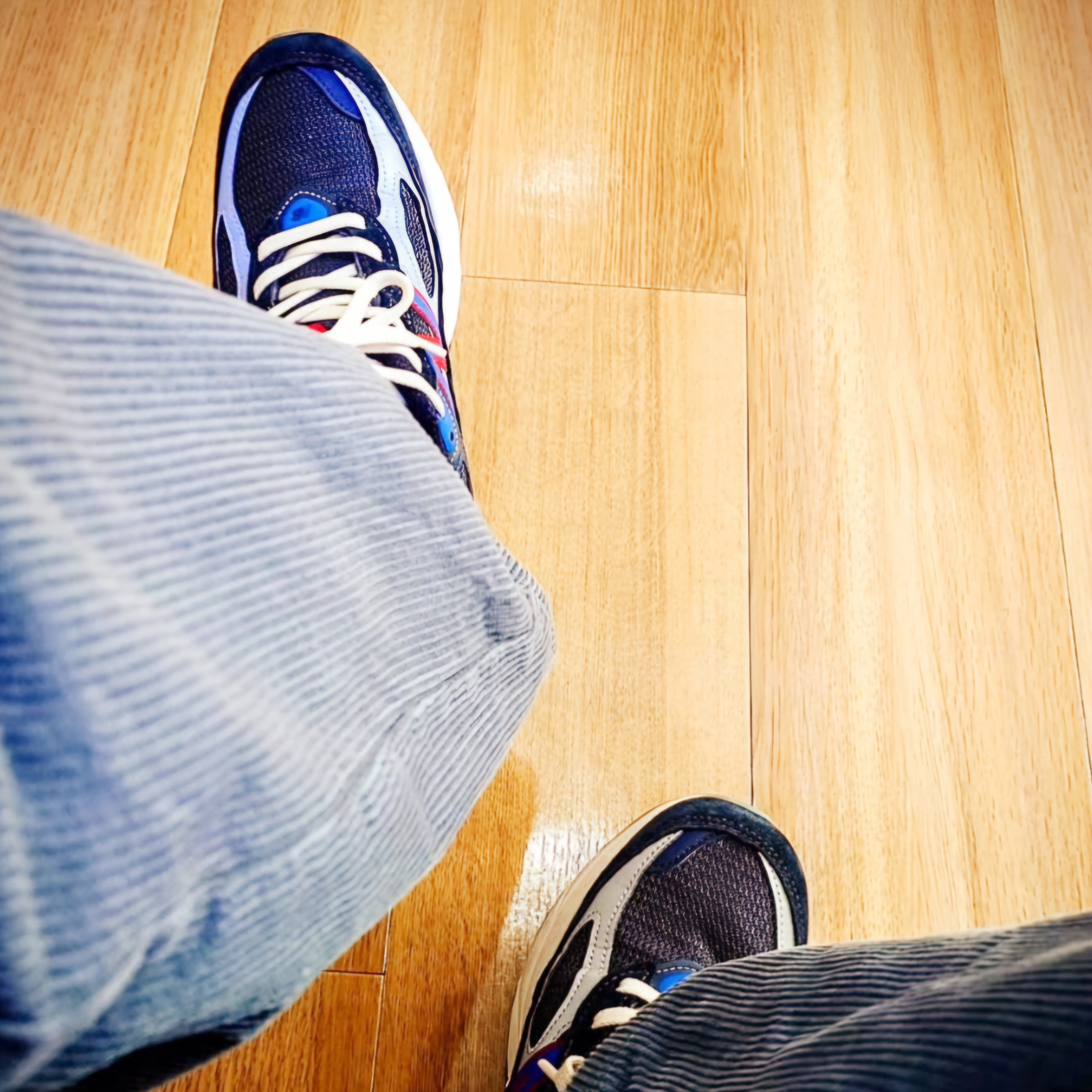 New Balance x Kith x Madison Square Garden 990v6 Made in USA Navy 착용 스타일