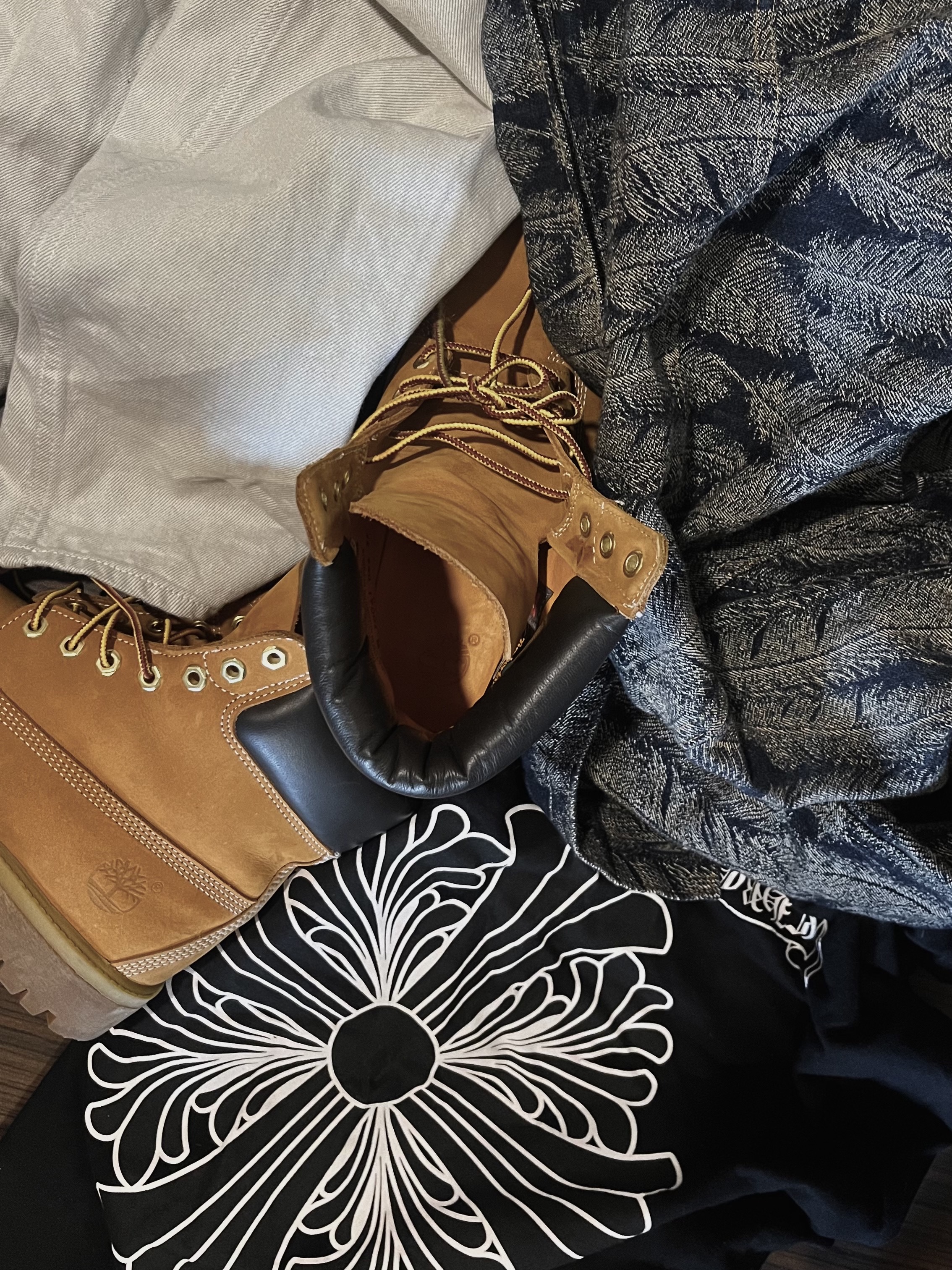 Kapital 12 oz. Feather Denim 3rd Jacket Indigo, Timberland Premium 6 inch Waterproof Boot Wheat Nubuck - Wide 착용 스타일 - 4