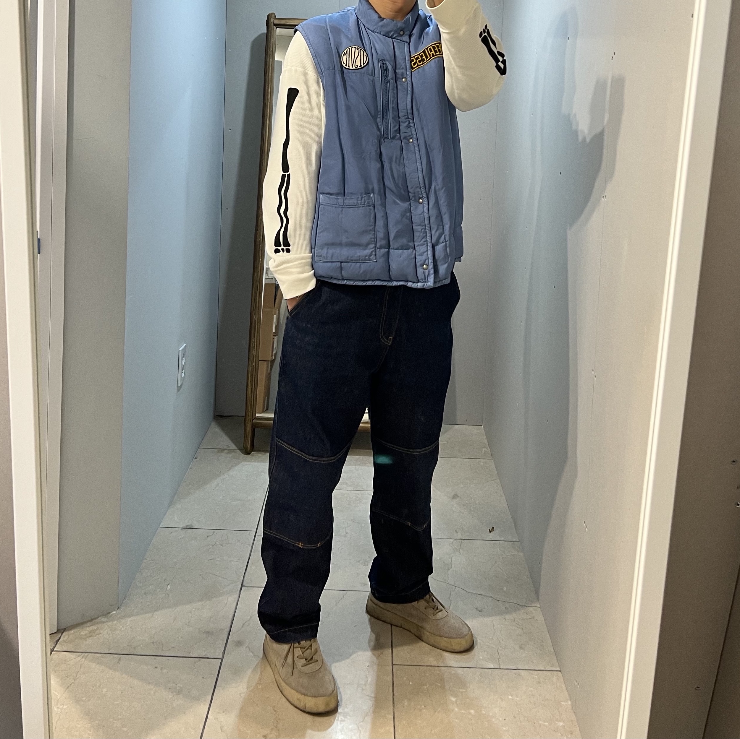 Supreme Hanes Bones Thermal Crew Natural (1 Pack), Yeezy Season 6 Crepe Sneakers Thick Shaggy Suede Taupe 착용 스타일
