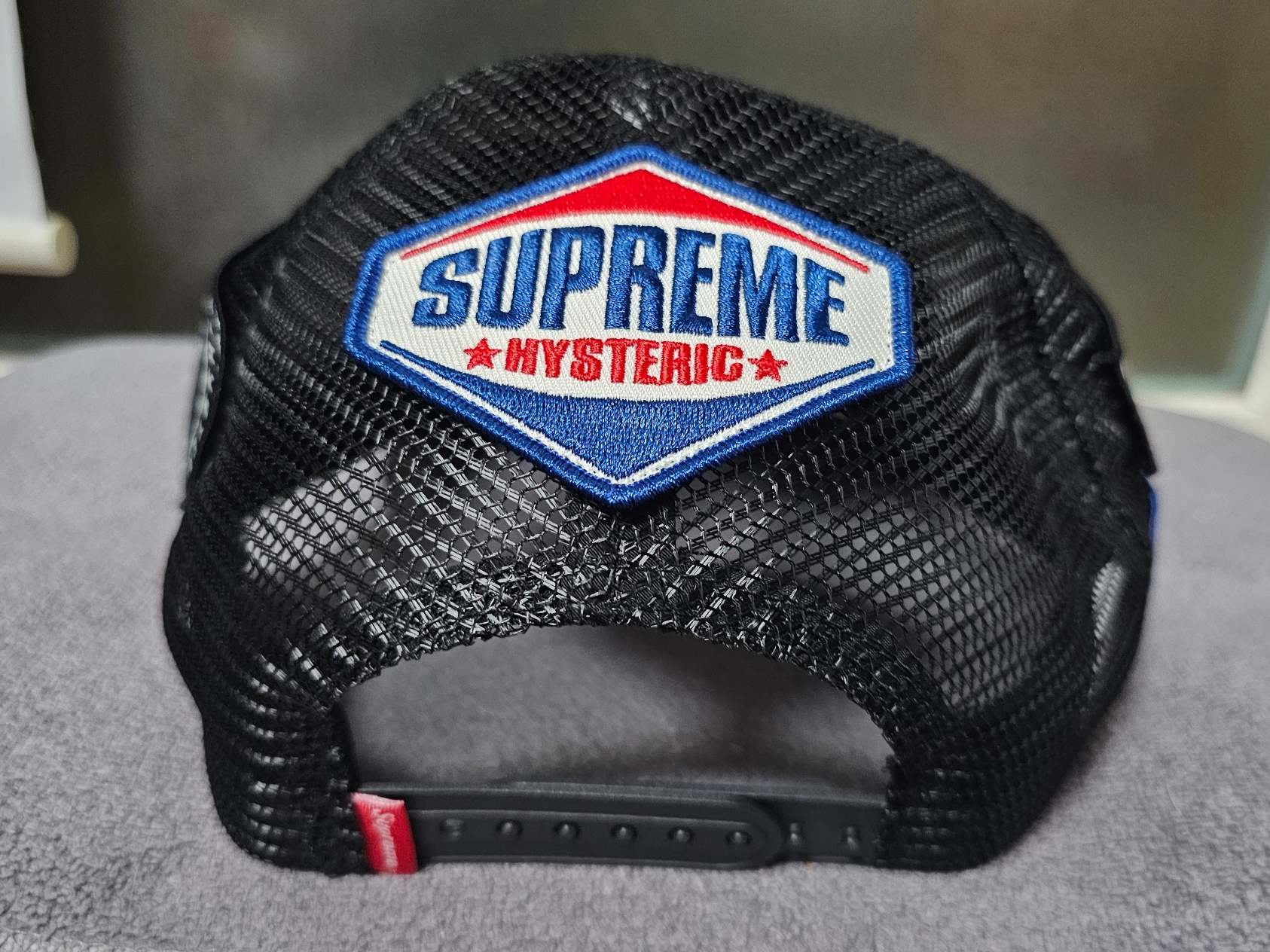 Supreme x Hysteric Glamour x Vanson Leathers Mesh Back 6-Panel Black - 24FW 착용 스타일 - 2