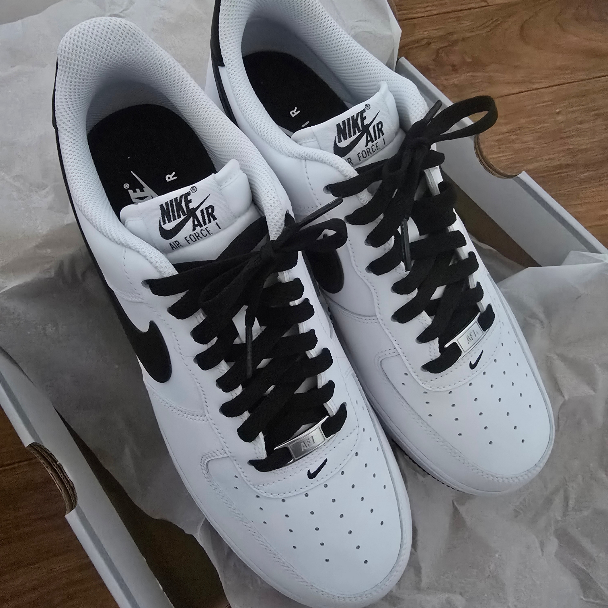 Nike Air Force 1 '07 White Black 착용 스타일 - 1
