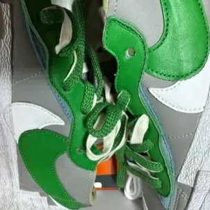 Nike x Sacai Blazer Low Classic Green 착용 스타일