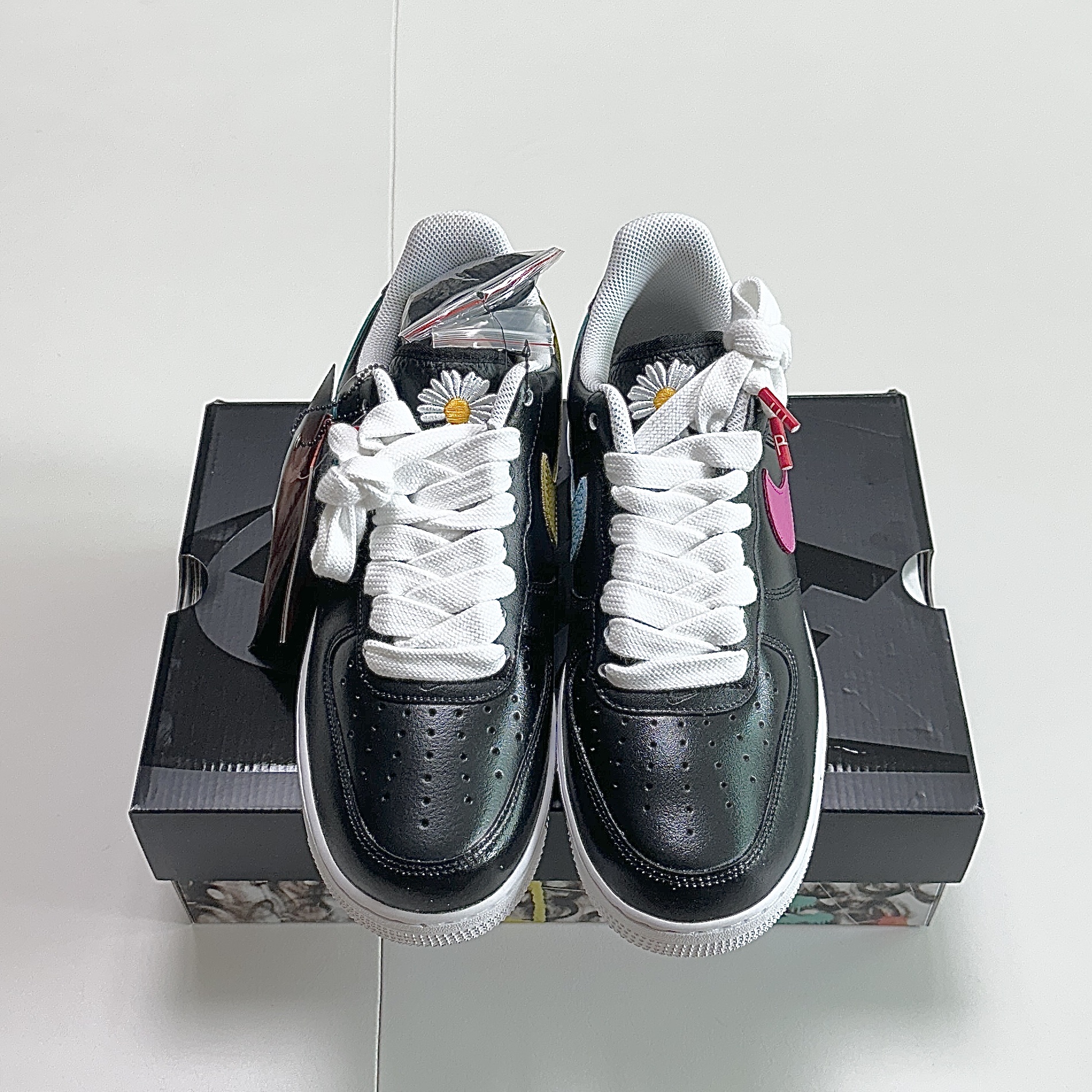 Nike x Peaceminusone Air Force 1 Low Para-Noise 3.0 Black and Multicolor 착용 스타일 - 3