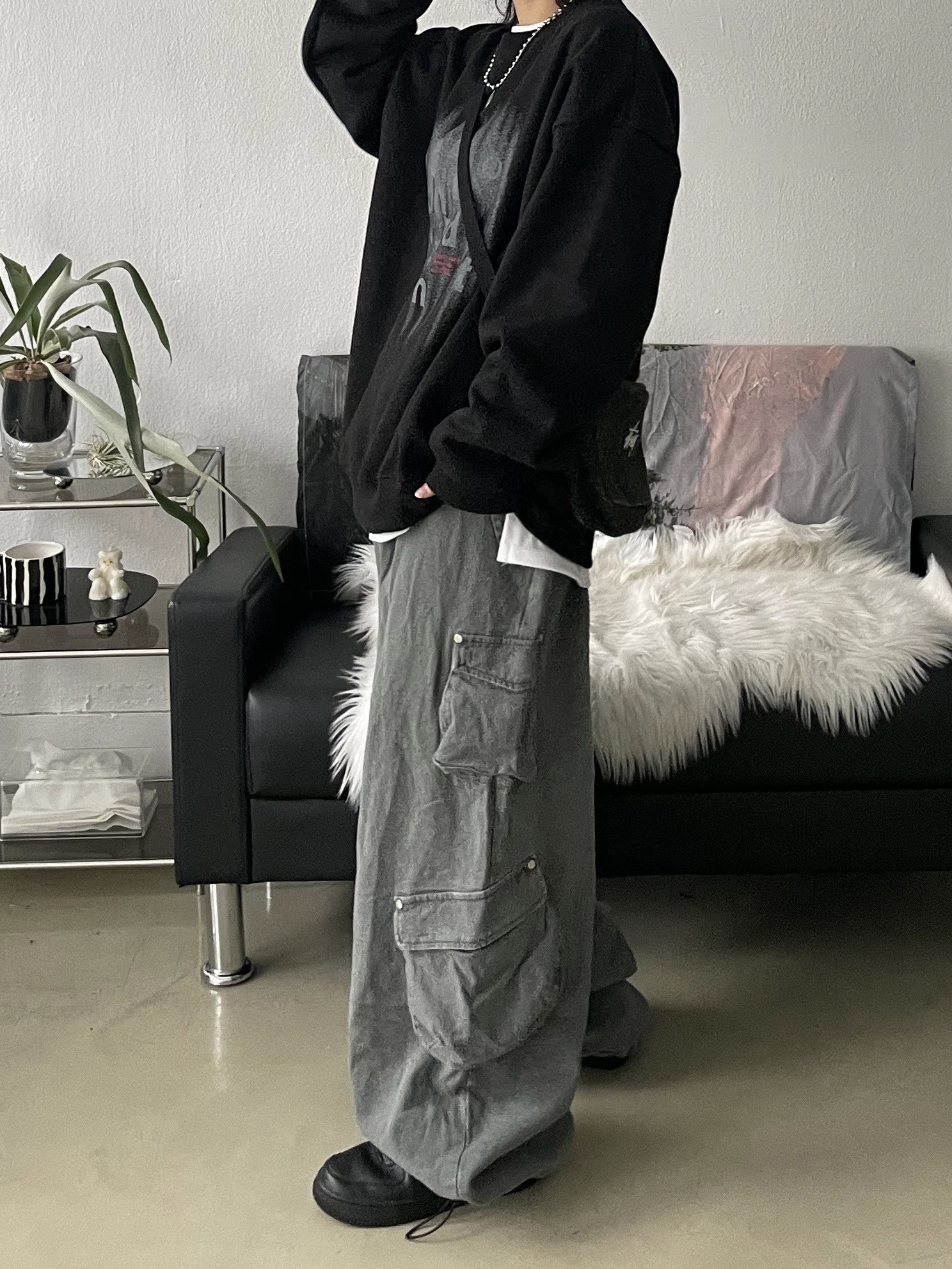 Stussy Canvas Side Pouch Washed Black, Human Made Military Card Case Black 착용 스타일 - 2