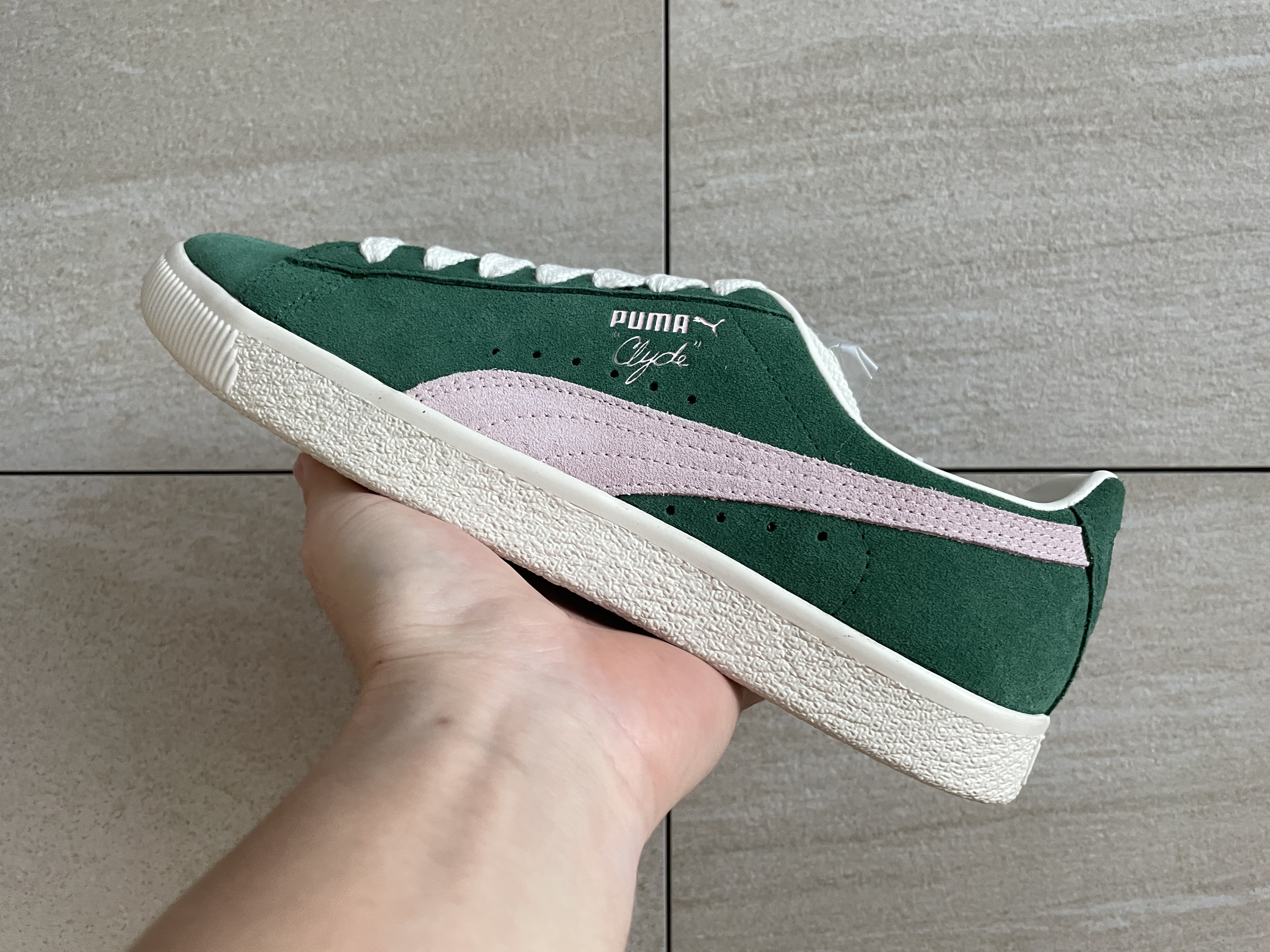 Puma Clyde OG Burdent Green 착용 스타일