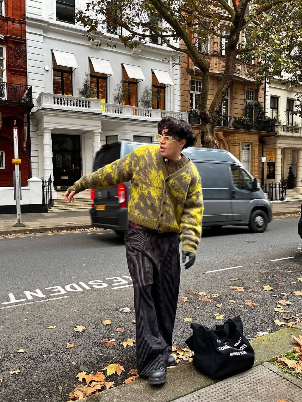 Palace Chill Cardigan Snow Leopard - 23FW, Supreme Speckle Stripe Zip Up Cardigan Black - 24FW 착용 스타일 - 5