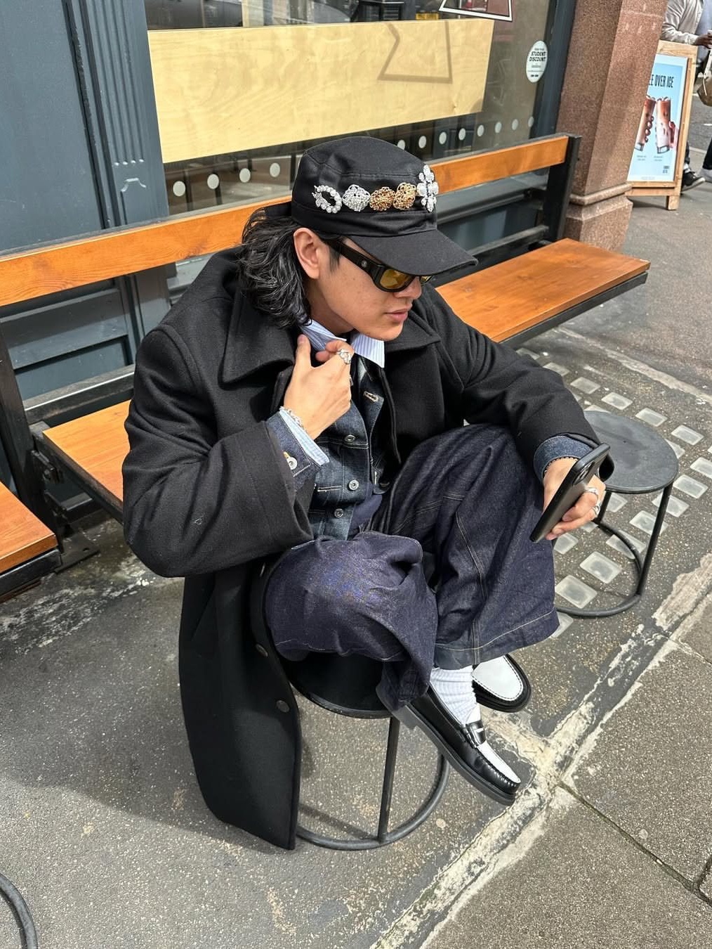 Amomento Mens Single Breasted Long Coat Black - 24FW, Essentials Long Coat Off Black - 22FW 착용 스타일 - 4