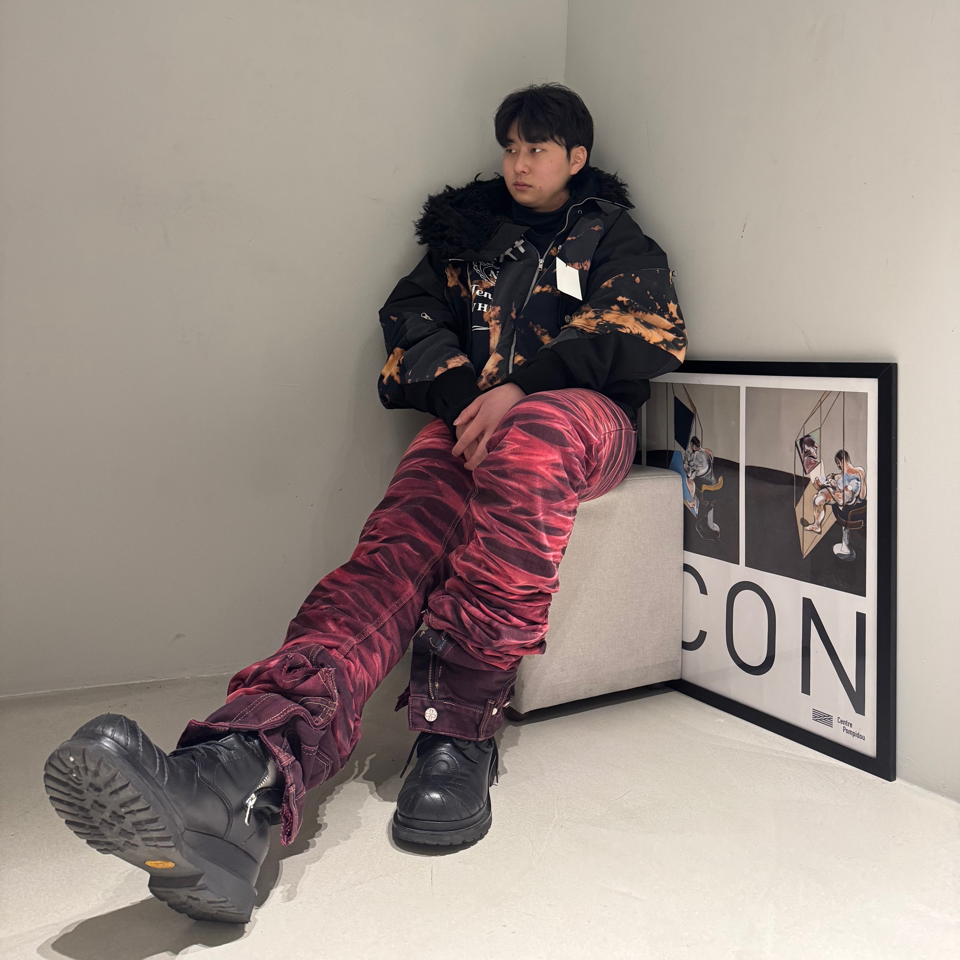 Surgery Yoonseul Long Length Double Jeans Flame 착용 스타일 - 1