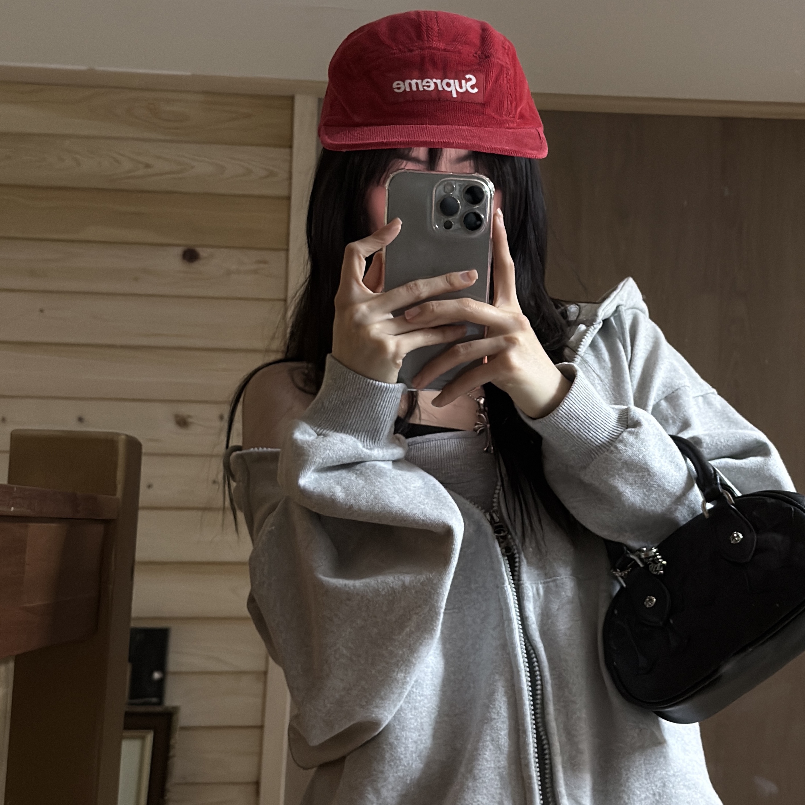 Supreme Corduroy Camp Cap Red - 23FW 착용 스타일 - 2