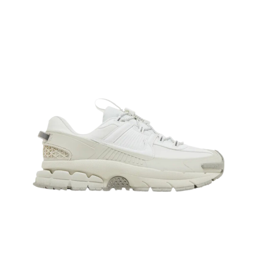 (W) Nike Zoom Vomero Roam Summit White Light Bone