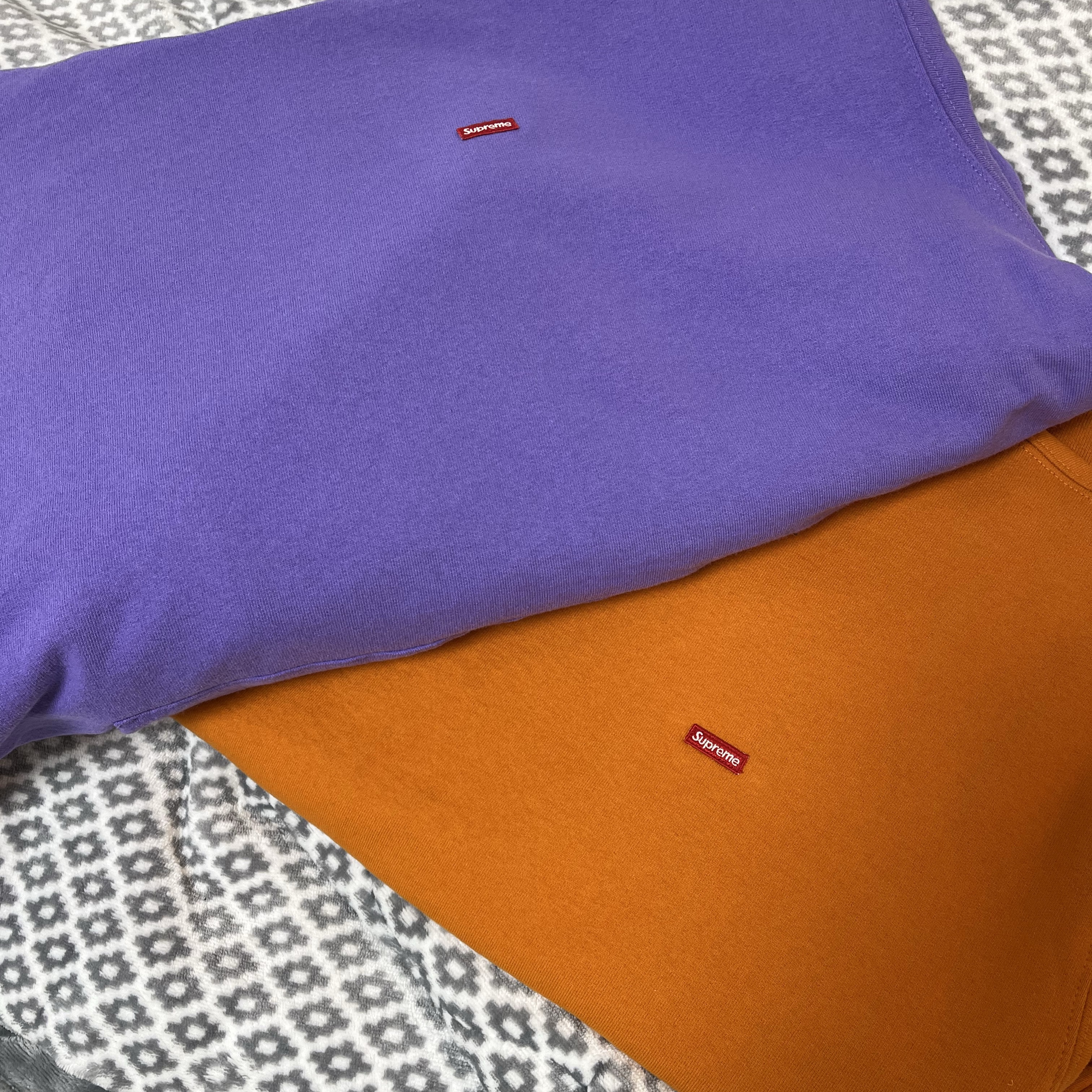 Supreme Small Box Crewneck Rust Orange - 24FW 착용 스타일