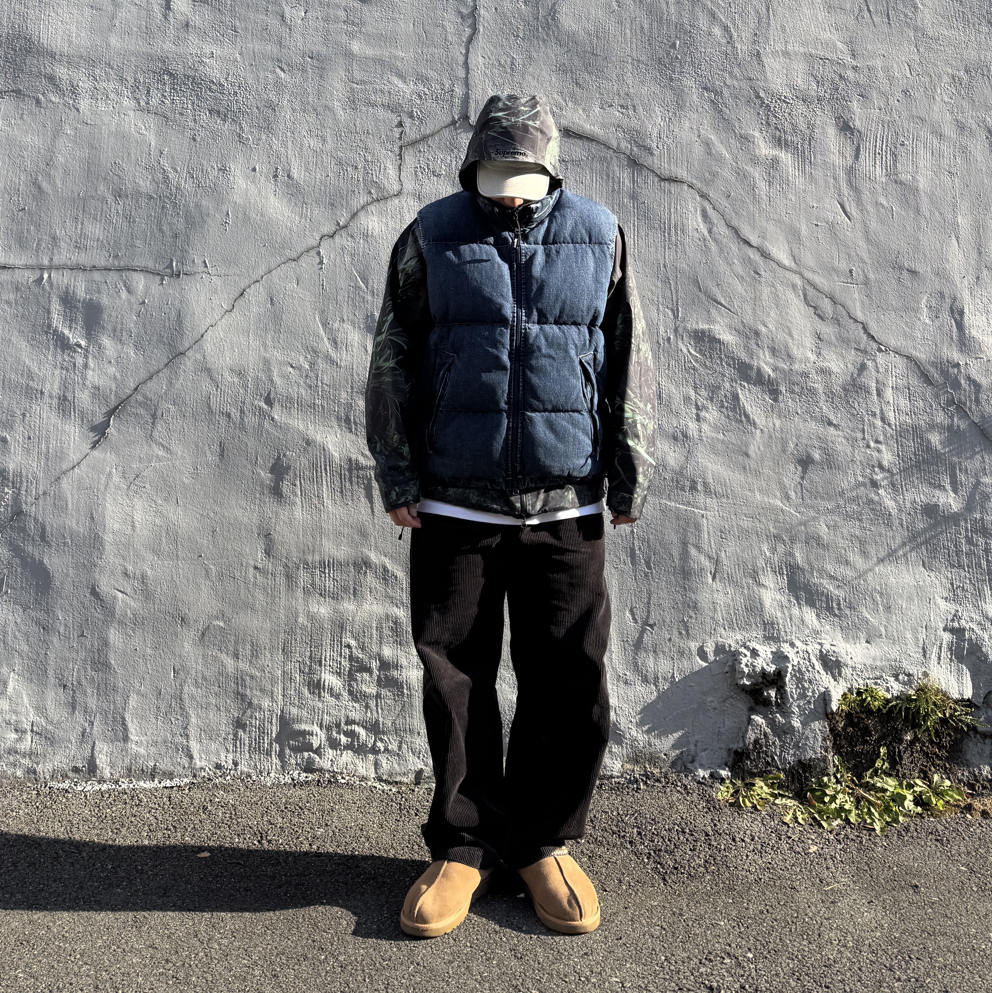 Supreme x Nike Denim Puffer Vest Indigo - 24SS 착용 스타일 - 2