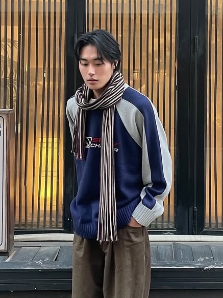 SPORT CHAMBER SC Flash Raglan Sweater Navy 착용 스타일 - 2