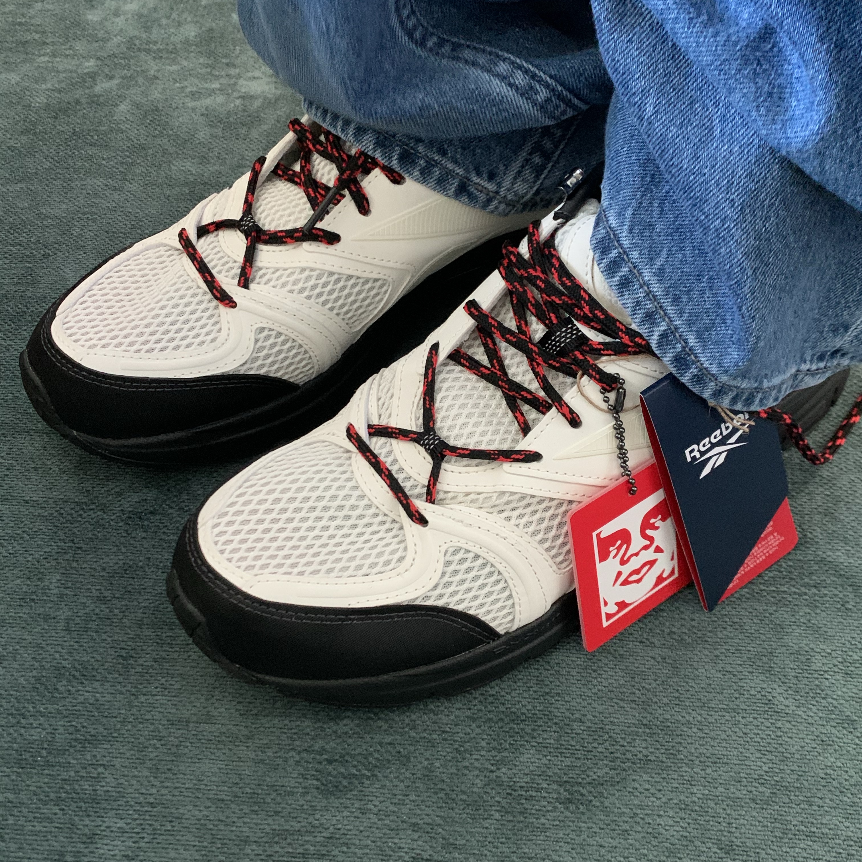 Reebok x Obey Premier Road Plus VI Chalk Black 착용 스타일 - 1